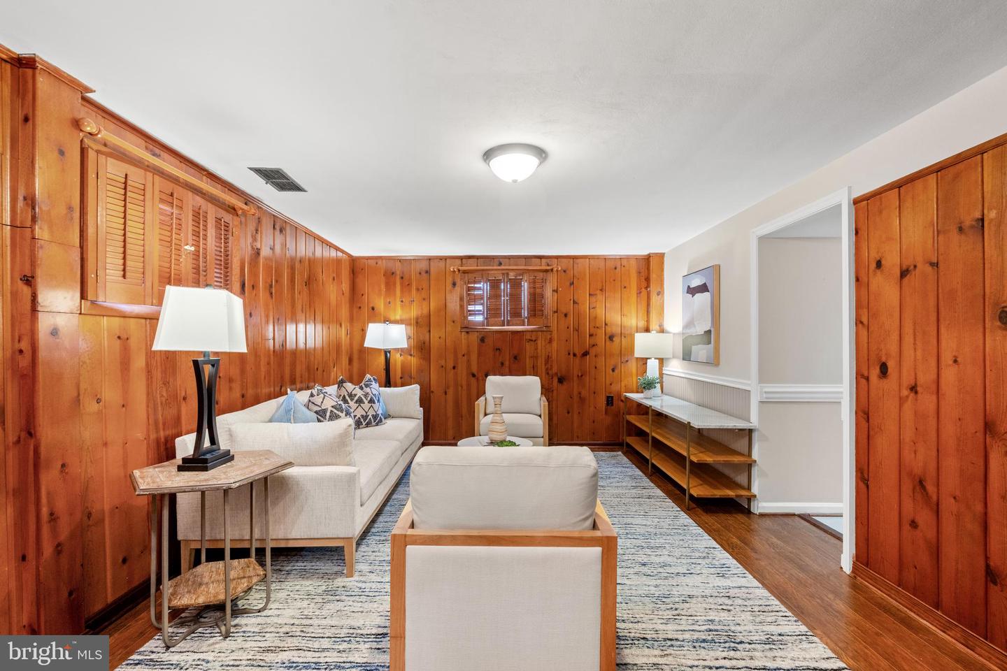 2605 WOODLAWN LN, ALEXANDRIA, Virginia 22306, 3 Bedrooms Bedrooms, ,4 BathroomsBathrooms,Residential,For sale,2605 WOODLAWN LN,VAFX2278124 MLS # VAFX2278124