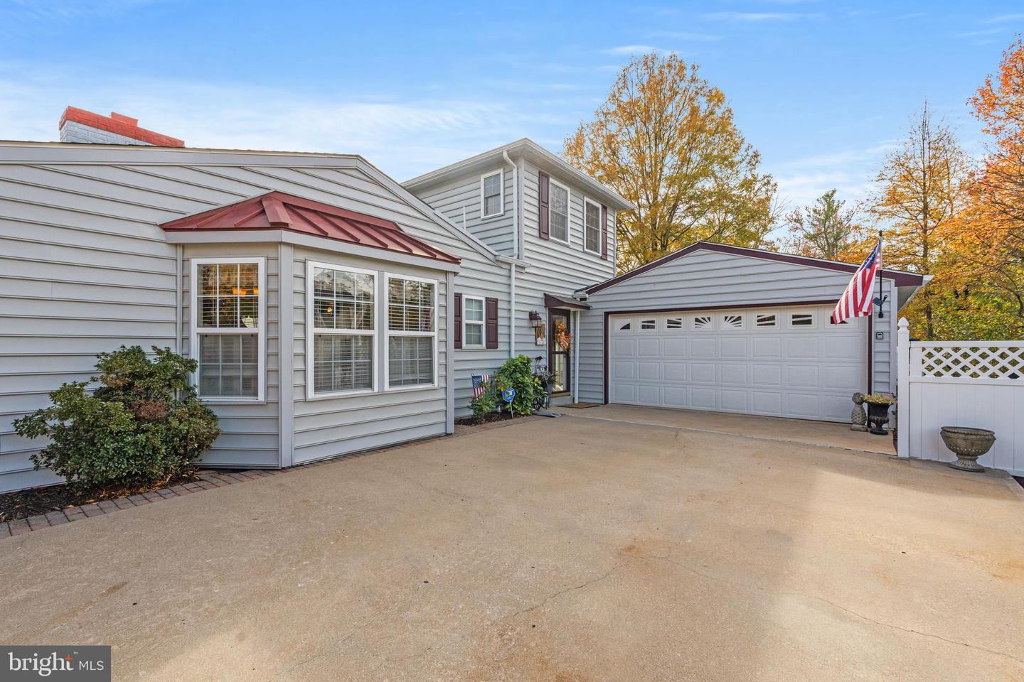 2605 WOODLAWN LN, ALEXANDRIA, Virginia 22306, 3 Bedrooms Bedrooms, ,4 BathroomsBathrooms,Residential,For sale,2605 WOODLAWN LN,VAFX2278124 MLS # VAFX2278124