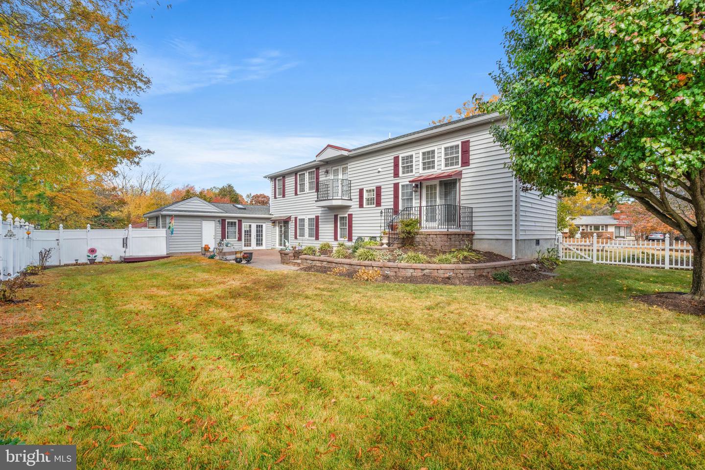 2605 WOODLAWN LN, ALEXANDRIA, Virginia 22306, 3 Bedrooms Bedrooms, ,4 BathroomsBathrooms,Residential,For sale,2605 WOODLAWN LN,VAFX2278124 MLS # VAFX2278124