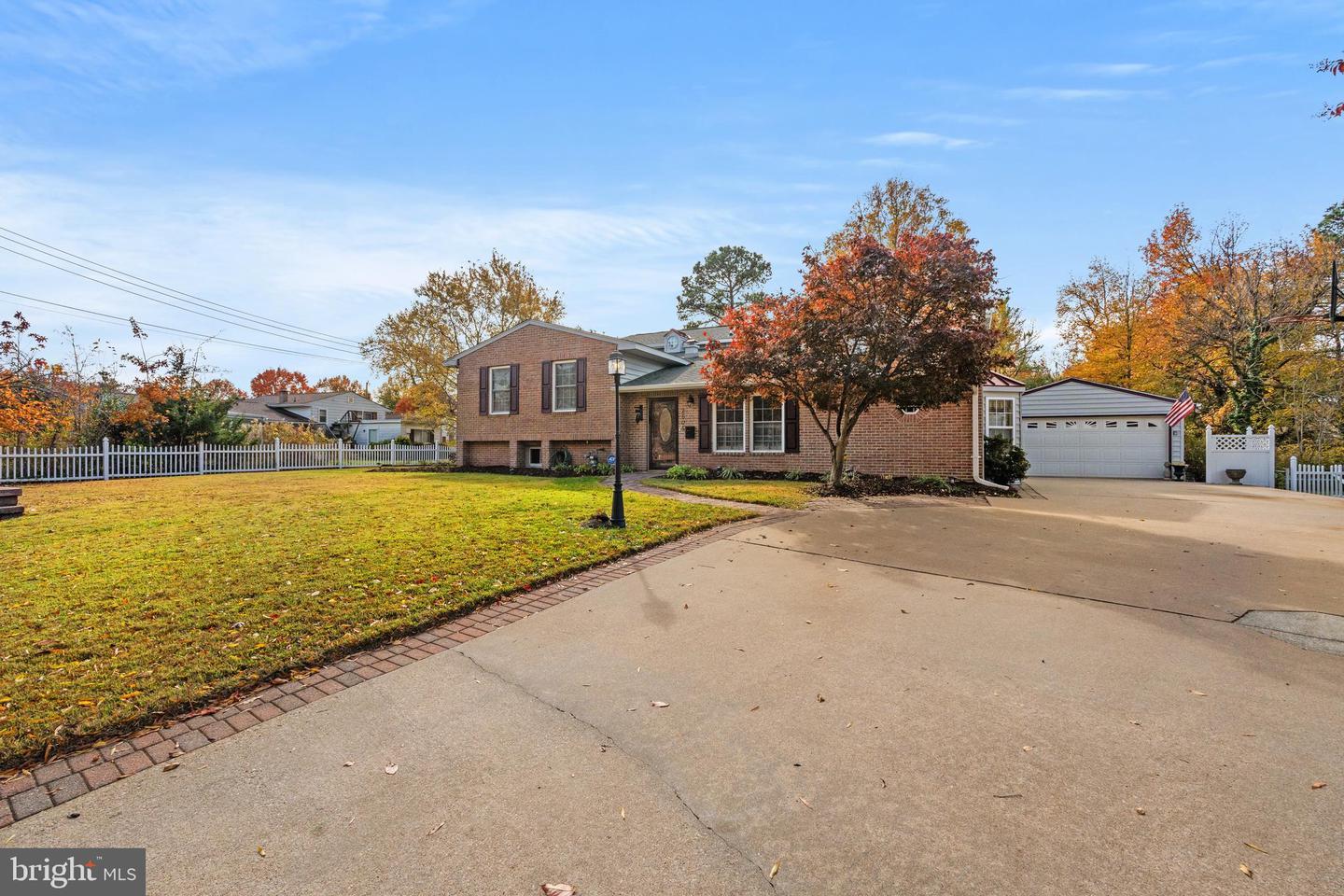 2605 WOODLAWN LN, ALEXANDRIA, Virginia 22306, 3 Bedrooms Bedrooms, ,4 BathroomsBathrooms,Residential,For sale,2605 WOODLAWN LN,VAFX2278124 MLS # VAFX2278124