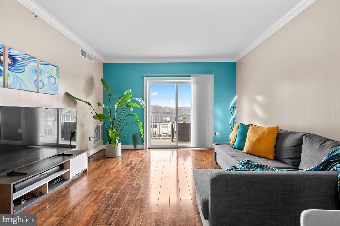 6301 EDSALL RD #500, ALEXANDRIA, Virginia 22312, 1 Bedroom Bedrooms, ,1 BathroomBathrooms,Residential,For sale,6301 EDSALL RD #500,VAFX2279428 MLS # VAFX2279428 6301 EDSALL RD #500, ALEXANDRIA, Virginia 22312, 1 Bedroom Bedrooms, ,1 BathroomBathrooms,Residential,For sale,6301 EDSALL RD #500,VAFX2279428 MLS # VAFX2279428