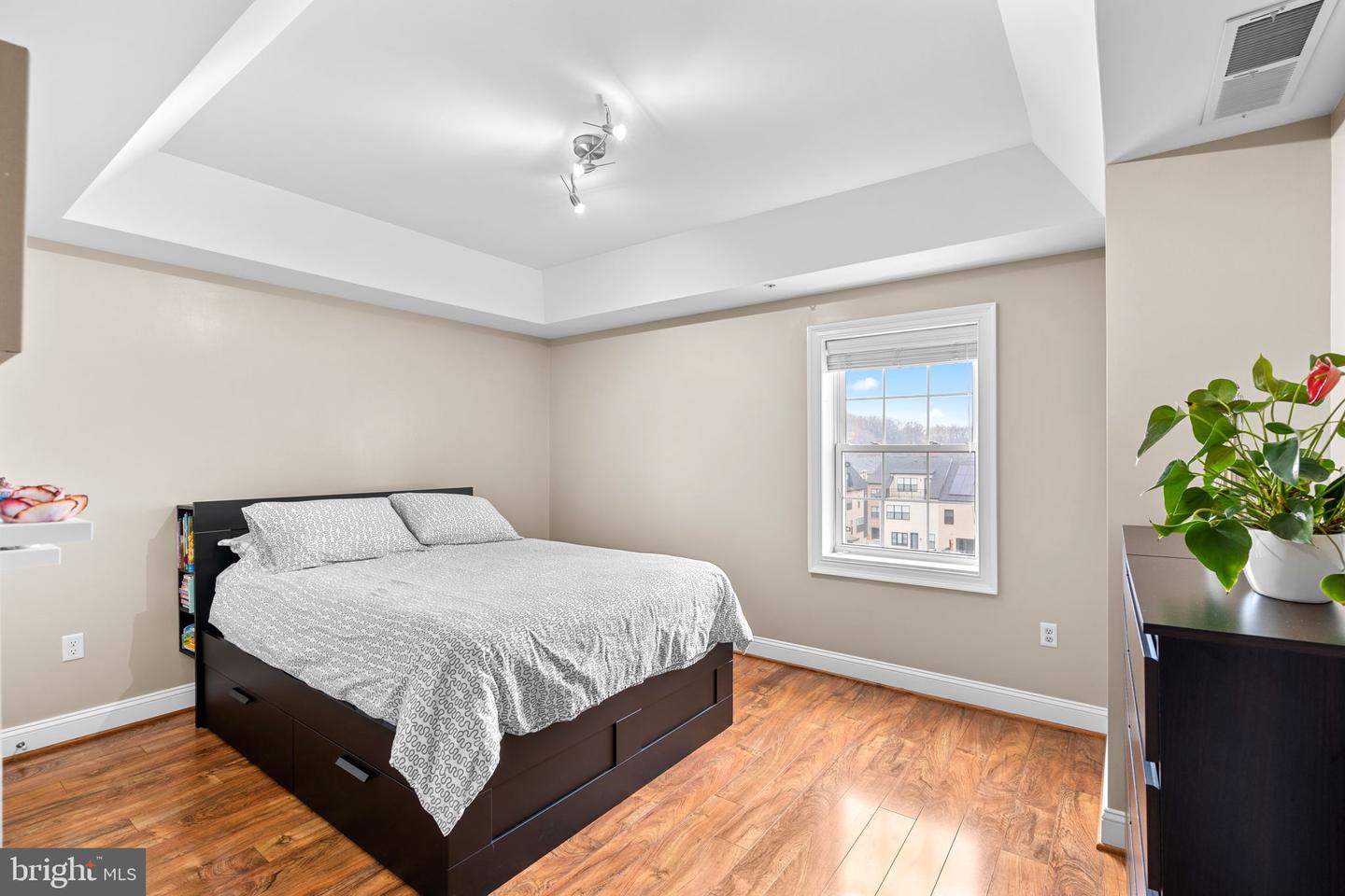 6301 EDSALL RD #500, ALEXANDRIA, Virginia 22312, 1 Bedroom Bedrooms, ,1 BathroomBathrooms,Residential,For sale,6301 EDSALL RD #500,VAFX2279428 MLS # VAFX2279428 6301 EDSALL RD #500, ALEXANDRIA, Virginia 22312, 1 Bedroom Bedrooms, ,1 BathroomBathrooms,Residential,For sale,6301 EDSALL RD #500,VAFX2279428 MLS # VAFX2279428