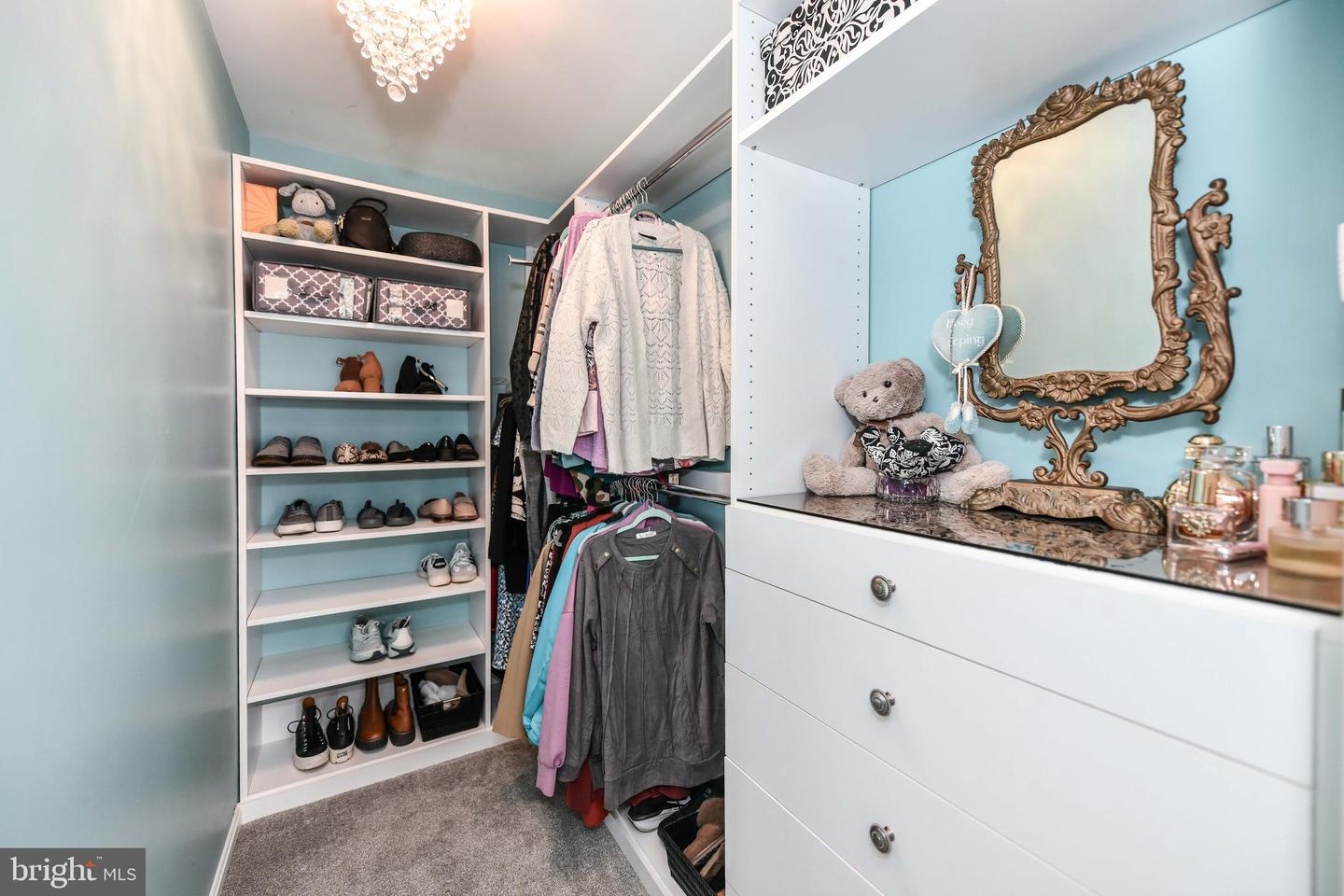 6601-A THACKWELL WAY, ALEXANDRIA, Virginia 22315, 2 Bedrooms Bedrooms, ,2 BathroomsBathrooms,Residential,For sale,6601-A THACKWELL WAY,VAFX2279942 MLS # VAFX2279942 6601-A THACKWELL WAY, ALEXANDRIA, Virginia 22315, 2 Bedrooms Bedrooms, ,2 BathroomsBathrooms,Residential,For sale,6601-A THACKWELL WAY,VAFX2279942 MLS # VAFX2279942