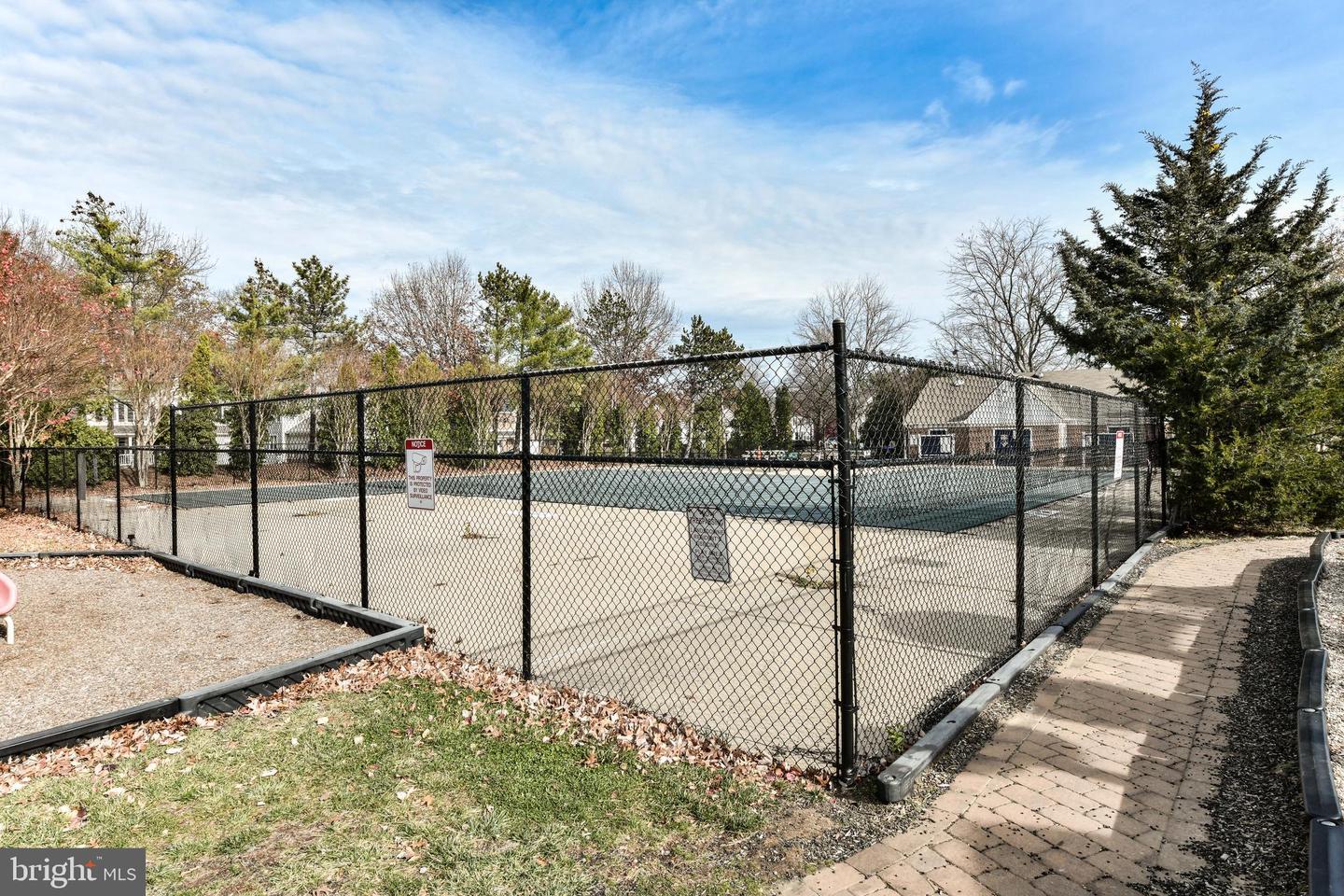 6601-A THACKWELL WAY, ALEXANDRIA, Virginia 22315, 2 Bedrooms Bedrooms, ,2 BathroomsBathrooms,Residential,For sale,6601-A THACKWELL WAY,VAFX2279942 MLS # VAFX2279942 6601-A THACKWELL WAY, ALEXANDRIA, Virginia 22315, 2 Bedrooms Bedrooms, ,2 BathroomsBathrooms,Residential,For sale,6601-A THACKWELL WAY,VAFX2279942 MLS # VAFX2279942