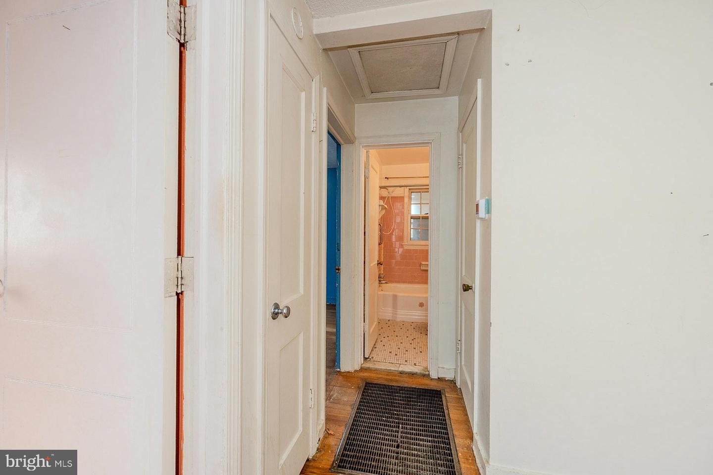 1712 N CULPEPER ST, ARLINGTON, Virginia 22207, 3 Bedrooms Bedrooms, ,2 BathroomsBathrooms,Residential,For sale,1712 N CULPEPER ST,VAAR2066304 MLS # VAAR2066304 1712 N CULPEPER ST, ARLINGTON, Virginia 22207, 3 Bedrooms Bedrooms, ,2 BathroomsBathrooms,Residential,For sale,1712 N CULPEPER ST,VAAR2066304 MLS # VAAR2066304