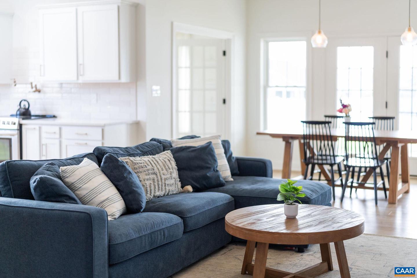 12 LAURA JEAN CT, WAYNESBORO, Virginia 22980, 3 Bedrooms Bedrooms, ,2 BathroomsBathrooms,Residential,For sale,12 LAURA JEAN CT,671376 MLS # 671376