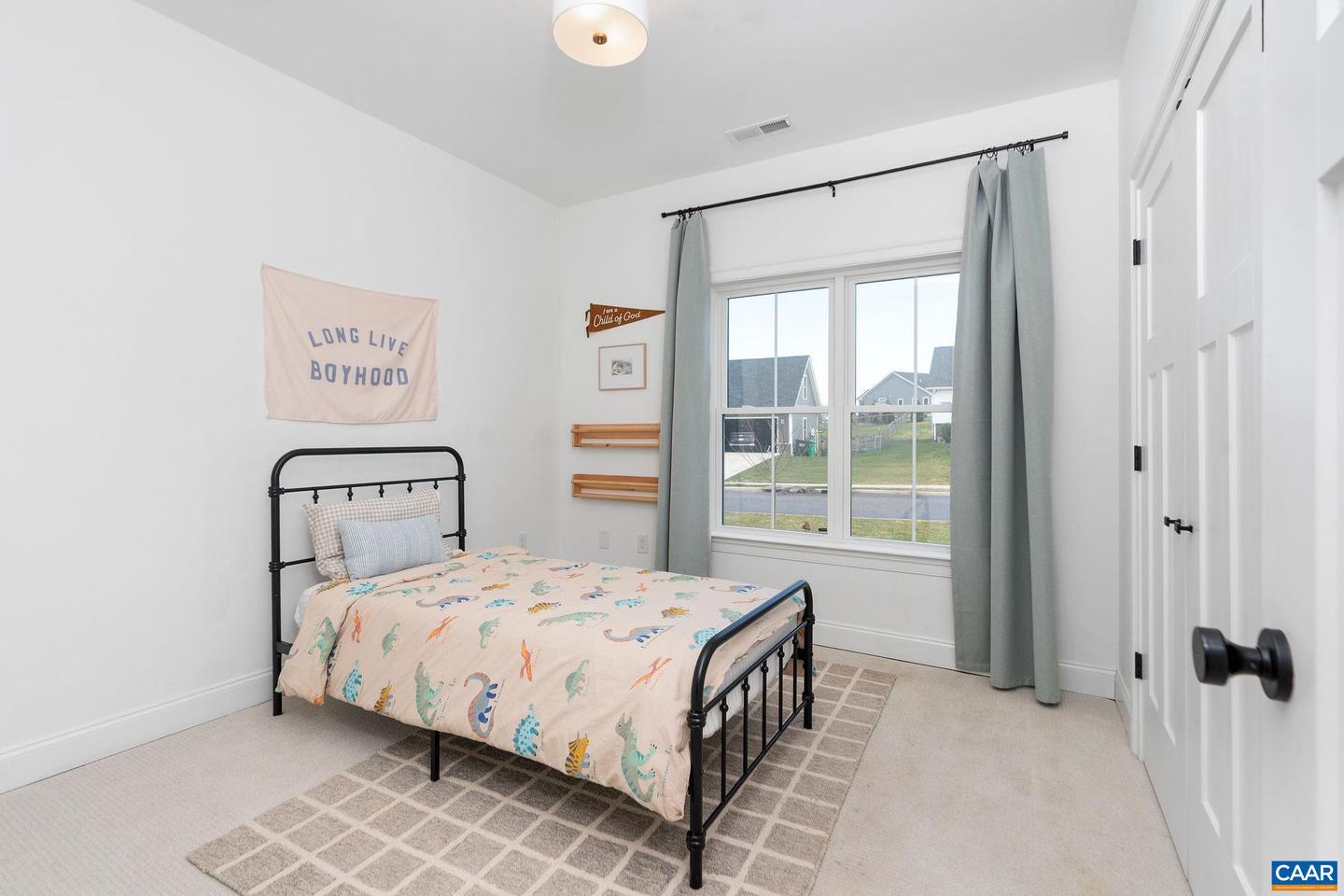 12 LAURA JEAN CT, WAYNESBORO, Virginia 22980, 3 Bedrooms Bedrooms, ,2 BathroomsBathrooms,Residential,For sale,12 LAURA JEAN CT,671376 MLS # 671376