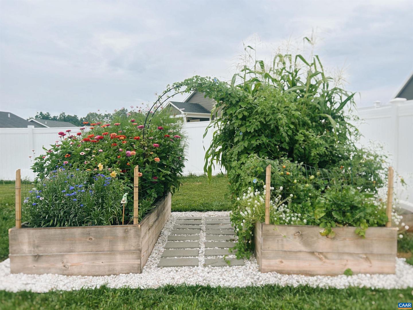 12 LAURA JEAN CT, WAYNESBORO, Virginia 22980, 3 Bedrooms Bedrooms, ,2 BathroomsBathrooms,Residential,For sale,12 LAURA JEAN CT,671376 MLS # 671376