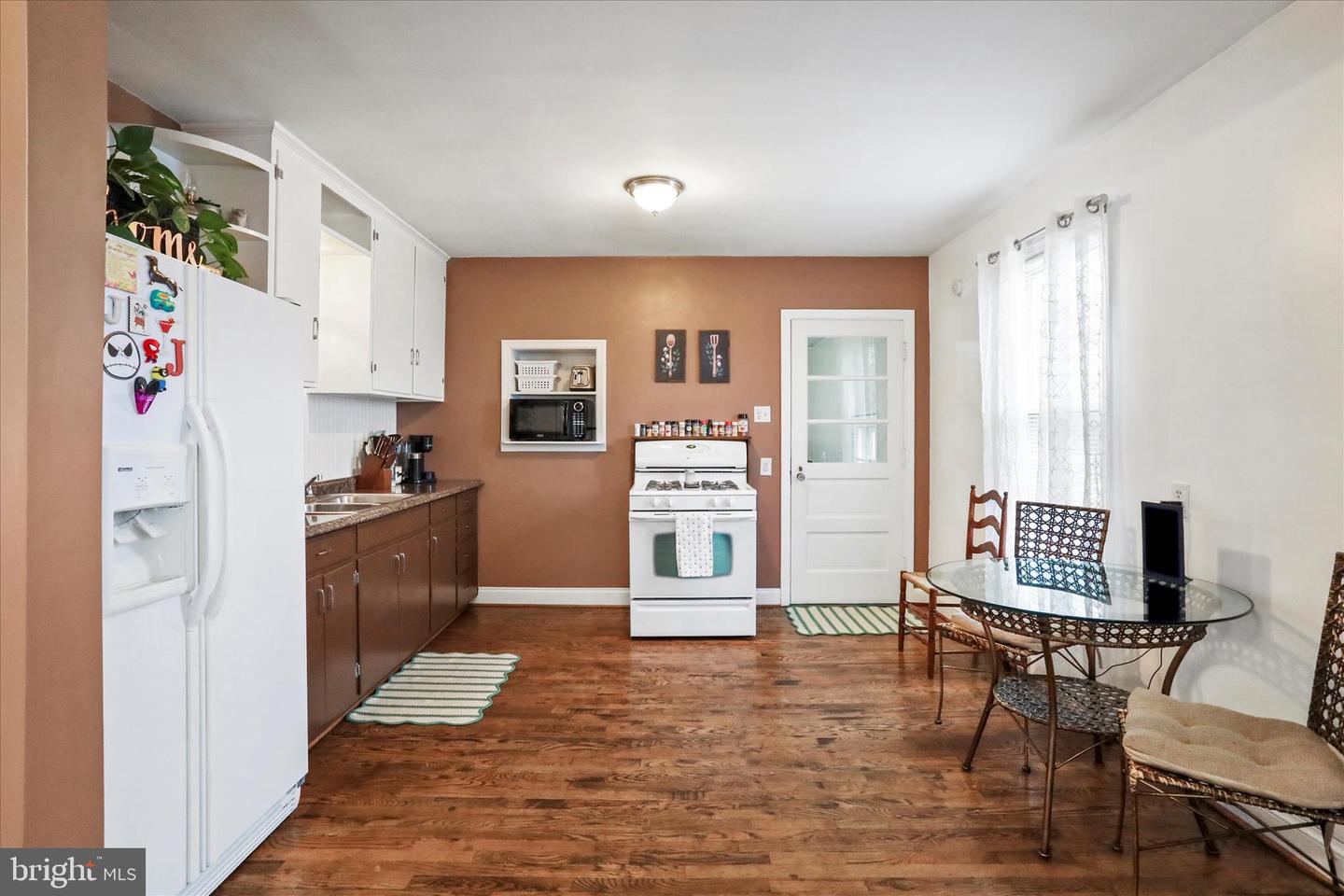 338 STONEWALL ST, STRASBURG, Virginia 22657, 2 Bedrooms Bedrooms, ,1 BathroomBathrooms,Residential,For sale,338 STONEWALL ST,VASH2013068 MLS # VASH2013068 338 STONEWALL ST, STRASBURG, Virginia 22657, 2 Bedrooms Bedrooms, ,1 BathroomBathrooms,Residential,For sale,338 STONEWALL ST,VASH2013068 MLS # VASH2013068