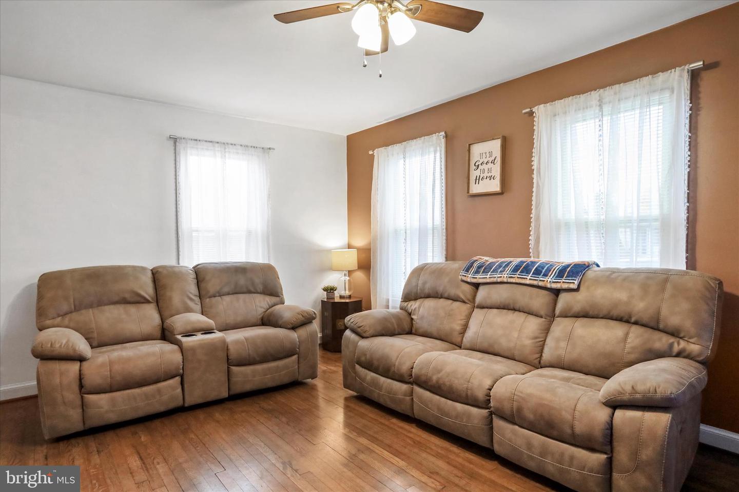 338 STONEWALL ST, STRASBURG, Virginia 22657, 2 Bedrooms Bedrooms, ,1 BathroomBathrooms,Residential,For sale,338 STONEWALL ST,VASH2013068 MLS # VASH2013068 338 STONEWALL ST, STRASBURG, Virginia 22657, 2 Bedrooms Bedrooms, ,1 BathroomBathrooms,Residential,For sale,338 STONEWALL ST,VASH2013068 MLS # VASH2013068