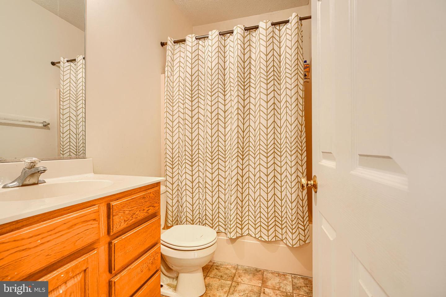 203 FOREST AVE, COLONIAL BEACH, Virginia 22443, 5 Bedrooms Bedrooms, ,3 BathroomsBathrooms,Residential,For sale,203 FOREST AVE,VAWE2010166 MLS # VAWE2010166