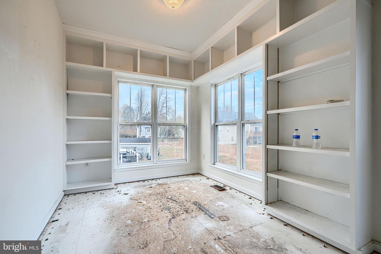 203 FOREST AVE, COLONIAL BEACH, Virginia 22443, 5 Bedrooms Bedrooms, ,3 BathroomsBathrooms,Residential,For sale,203 FOREST AVE,VAWE2010166 MLS # VAWE2010166