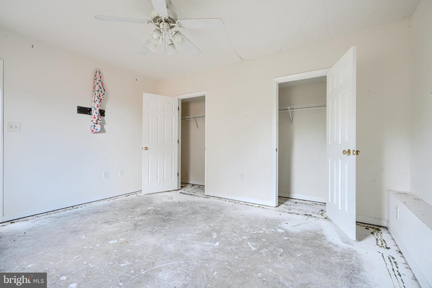 203 FOREST AVE, COLONIAL BEACH, Virginia 22443, 5 Bedrooms Bedrooms, ,3 BathroomsBathrooms,Residential,For sale,203 FOREST AVE,VAWE2010166 MLS # VAWE2010166