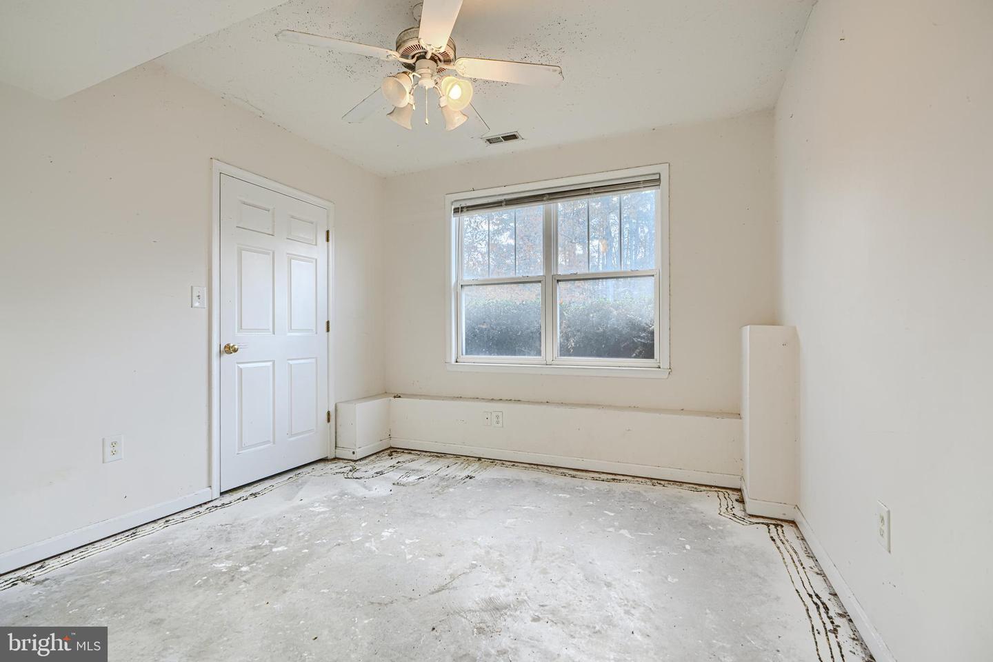 203 FOREST AVE, COLONIAL BEACH, Virginia 22443, 5 Bedrooms Bedrooms, ,3 BathroomsBathrooms,Residential,For sale,203 FOREST AVE,VAWE2010166 MLS # VAWE2010166