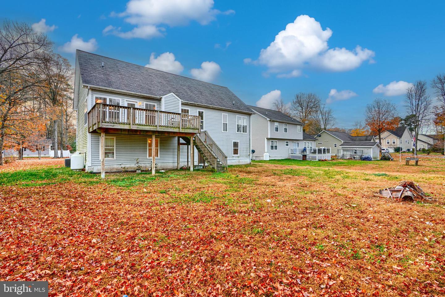 203 FOREST AVE, COLONIAL BEACH, Virginia 22443, 5 Bedrooms Bedrooms, ,3 BathroomsBathrooms,Residential,For sale,203 FOREST AVE,VAWE2010166 MLS # VAWE2010166