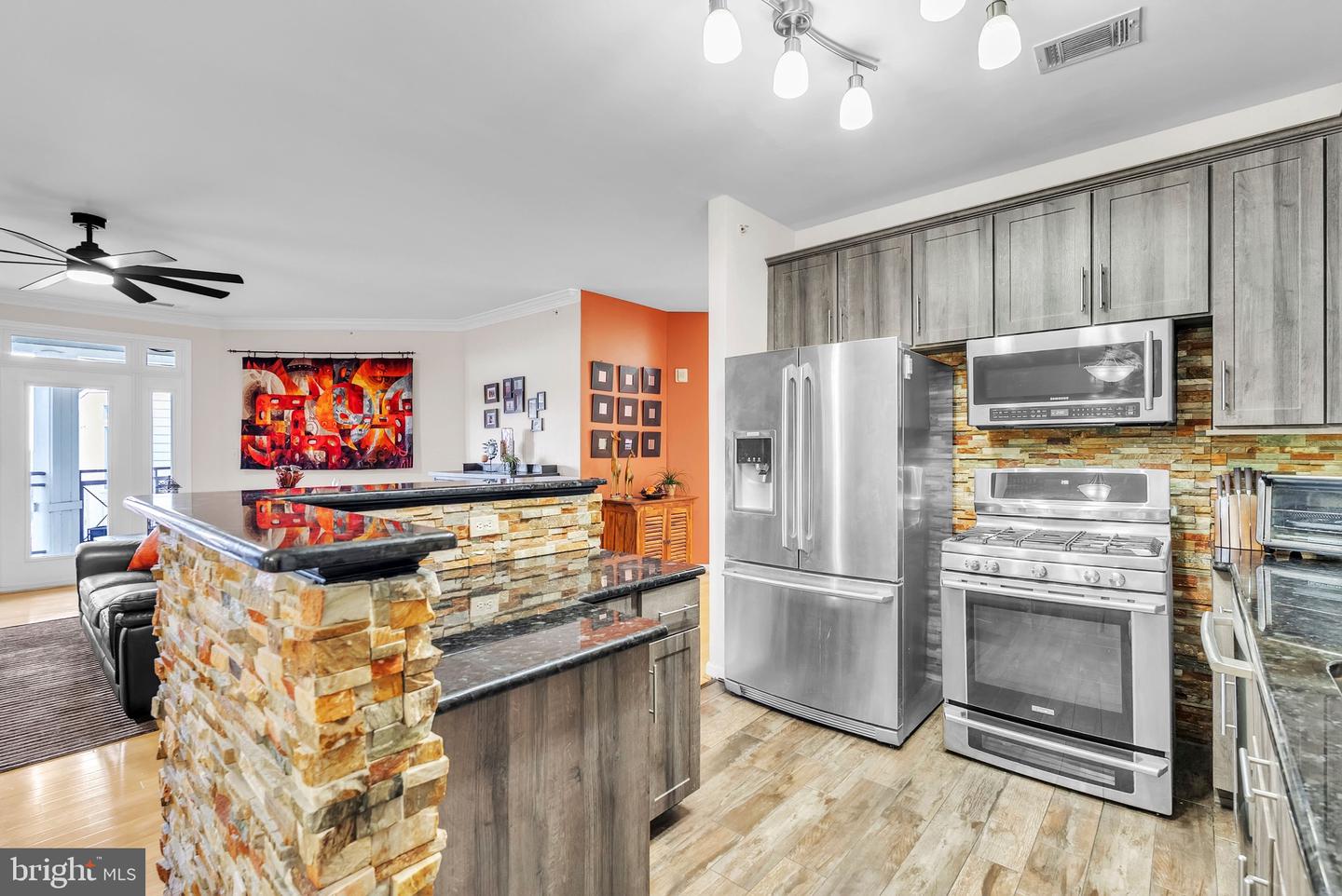 1641 LADUE CT #402, WOODBRIDGE, Virginia 22191, 2 Bedrooms Bedrooms, ,2 BathroomsBathrooms,Residential,For sale,1641 LADUE CT #402,VAPW2108332 MLS # VAPW2108332 1641 LADUE CT #402, WOODBRIDGE, Virginia 22191, 2 Bedrooms Bedrooms, ,2 BathroomsBathrooms,Residential,For sale,1641 LADUE CT #402,VAPW2108332 MLS # VAPW2108332