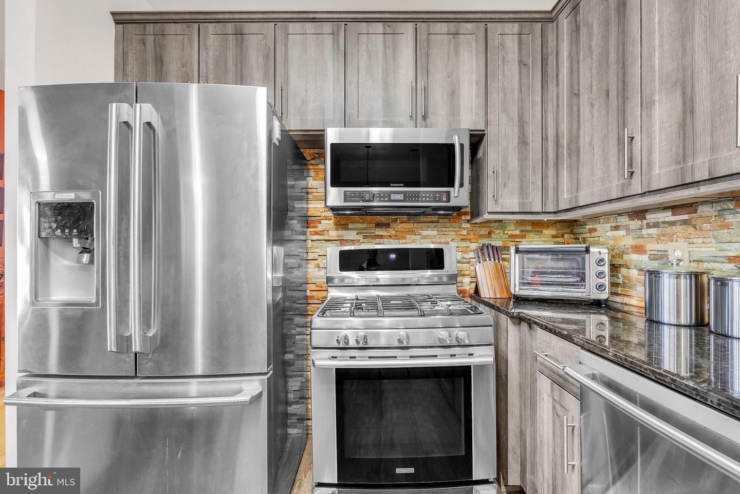 1641 LADUE CT #402, WOODBRIDGE, Virginia 22191, 2 Bedrooms Bedrooms, ,2 BathroomsBathrooms,Residential,For sale,1641 LADUE CT #402,VAPW2108332 MLS # VAPW2108332 1641 LADUE CT #402, WOODBRIDGE, Virginia 22191, 2 Bedrooms Bedrooms, ,2 BathroomsBathrooms,Residential,For sale,1641 LADUE CT #402,VAPW2108332 MLS # VAPW2108332