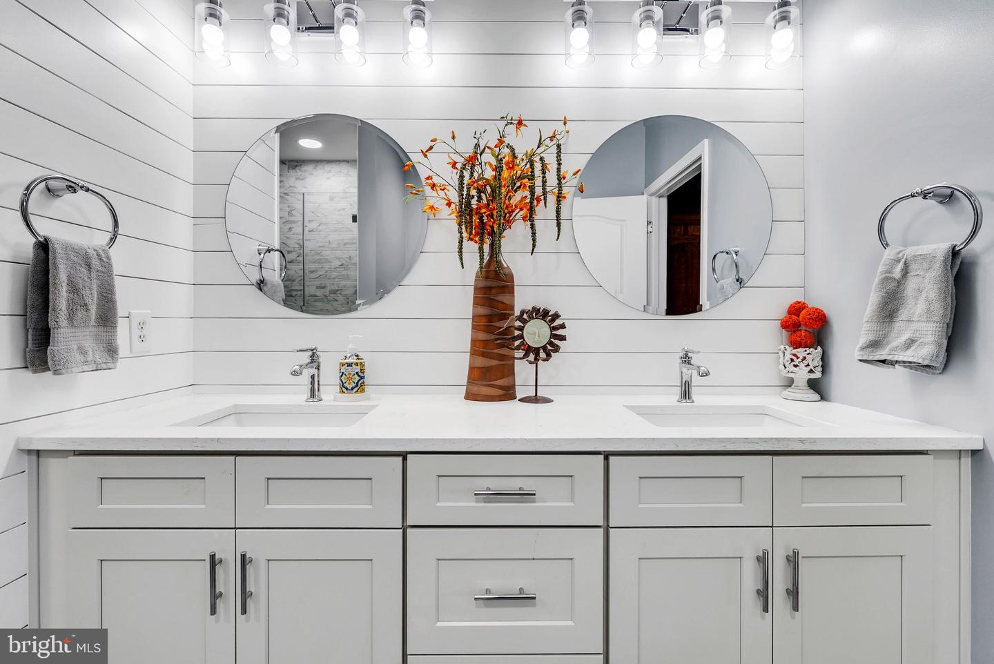 1641 LADUE CT #402, WOODBRIDGE, Virginia 22191, 2 Bedrooms Bedrooms, ,2 BathroomsBathrooms,Residential,For sale,1641 LADUE CT #402,VAPW2108332 MLS # VAPW2108332 1641 LADUE CT #402, WOODBRIDGE, Virginia 22191, 2 Bedrooms Bedrooms, ,2 BathroomsBathrooms,Residential,For sale,1641 LADUE CT #402,VAPW2108332 MLS # VAPW2108332