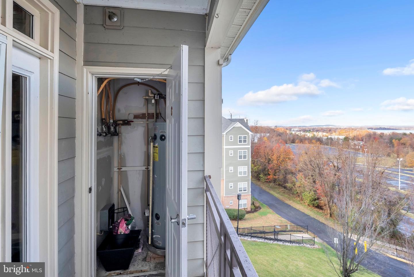 1641 LADUE CT #402, WOODBRIDGE, Virginia 22191, 2 Bedrooms Bedrooms, ,2 BathroomsBathrooms,Residential,For sale,1641 LADUE CT #402,VAPW2108332 MLS # VAPW2108332 1641 LADUE CT #402, WOODBRIDGE, Virginia 22191, 2 Bedrooms Bedrooms, ,2 BathroomsBathrooms,Residential,For sale,1641 LADUE CT #402,VAPW2108332 MLS # VAPW2108332