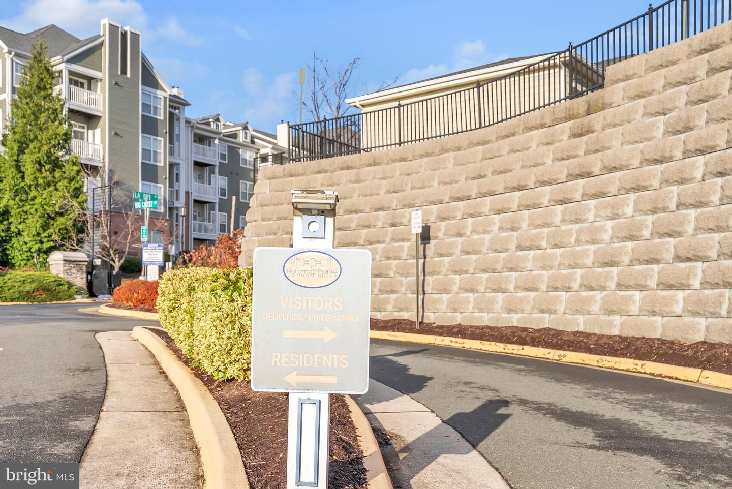 1641 LADUE CT #402, WOODBRIDGE, Virginia 22191, 2 Bedrooms Bedrooms, ,2 BathroomsBathrooms,Residential,For sale,1641 LADUE CT #402,VAPW2108332 MLS # VAPW2108332 1641 LADUE CT #402, WOODBRIDGE, Virginia 22191, 2 Bedrooms Bedrooms, ,2 BathroomsBathrooms,Residential,For sale,1641 LADUE CT #402,VAPW2108332 MLS # VAPW2108332