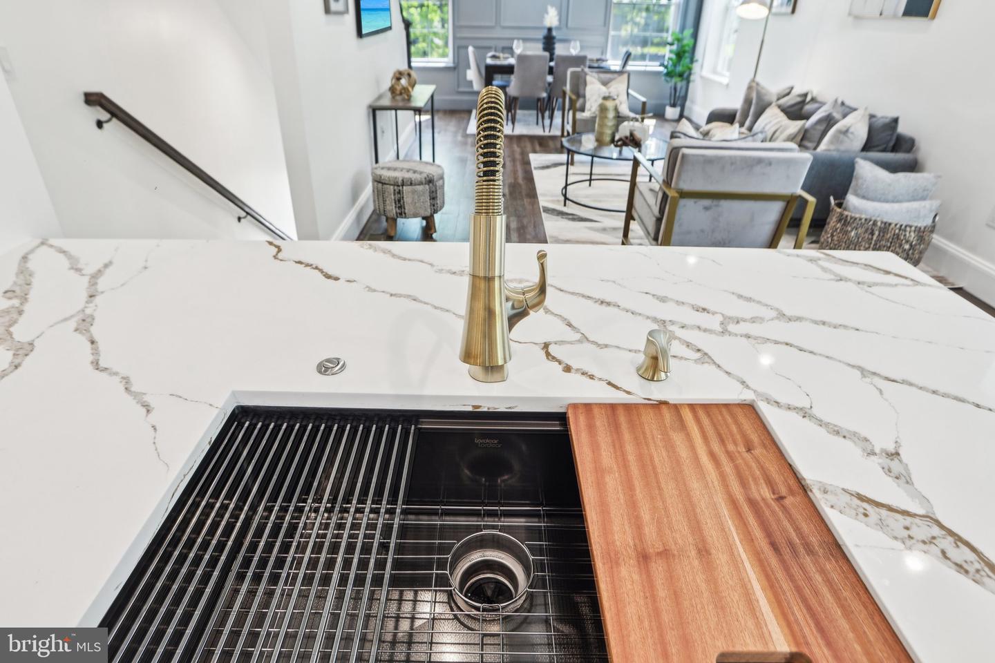 322 56TH ST NE, WASHINGTON, District Of Columbia 20019, 4 Bedrooms Bedrooms, ,3 BathroomsBathrooms,Residential,For sale,322 56TH ST NE,DCDC2233116 MLS # DCDC2233116