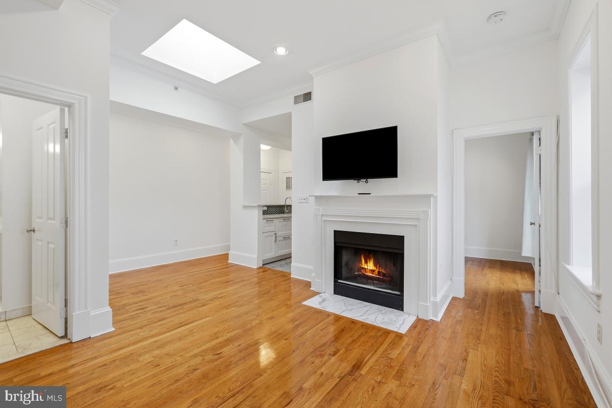 1807 CALIFORNIA ST NW #305, WASHINGTON, District Of Columbia 20009, 2 Bedrooms Bedrooms, ,1 BathroomBathrooms,Residential,For sale,1807 CALIFORNIA ST NW #305,DCDC2233038 MLS # DCDC2233038 1807 CALIFORNIA ST NW #305, WASHINGTON, District Of Columbia 20009, 2 Bedrooms Bedrooms, ,1 BathroomBathrooms,Residential,For sale,1807 CALIFORNIA ST NW #305,DCDC2233038 MLS # DCDC2233038