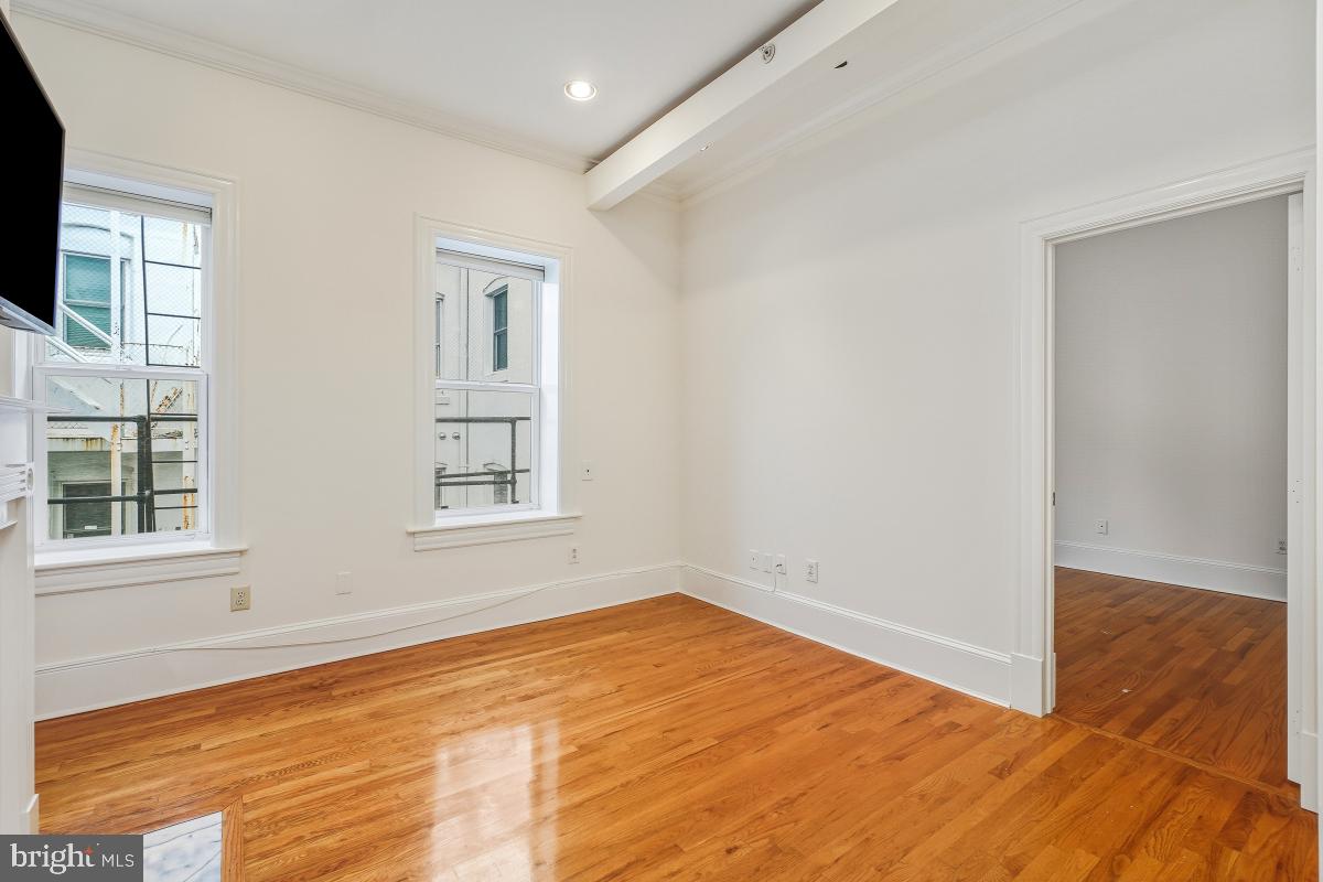 1807 CALIFORNIA ST NW #305, WASHINGTON, District Of Columbia 20009, 2 Bedrooms Bedrooms, ,1 BathroomBathrooms,Residential,For sale,1807 CALIFORNIA ST NW #305,DCDC2233038 MLS # DCDC2233038 1807 CALIFORNIA ST NW #305, WASHINGTON, District Of Columbia 20009, 2 Bedrooms Bedrooms, ,1 BathroomBathrooms,Residential,For sale,1807 CALIFORNIA ST NW #305,DCDC2233038 MLS # DCDC2233038