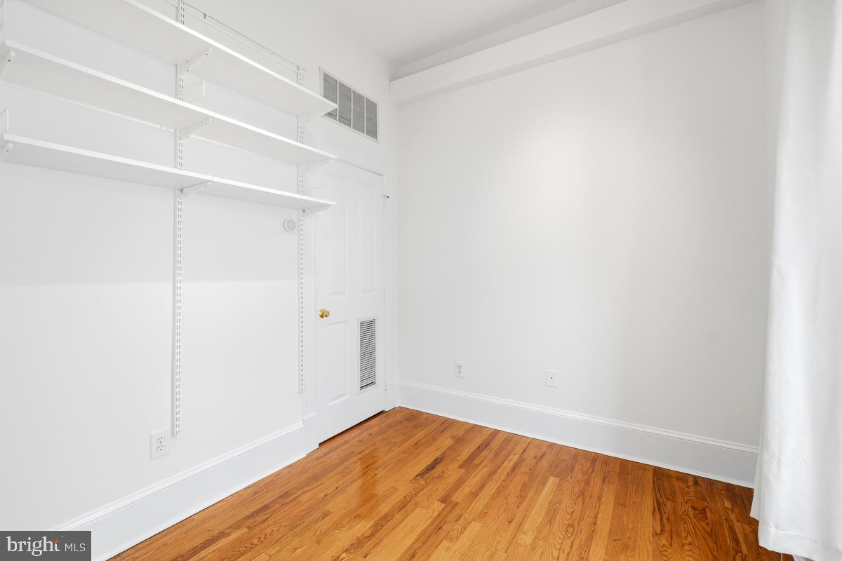 1807 CALIFORNIA ST NW #305, WASHINGTON, District Of Columbia 20009, 2 Bedrooms Bedrooms, ,1 BathroomBathrooms,Residential,For sale,1807 CALIFORNIA ST NW #305,DCDC2233038 MLS # DCDC2233038 1807 CALIFORNIA ST NW #305, WASHINGTON, District Of Columbia 20009, 2 Bedrooms Bedrooms, ,1 BathroomBathrooms,Residential,For sale,1807 CALIFORNIA ST NW #305,DCDC2233038 MLS # DCDC2233038