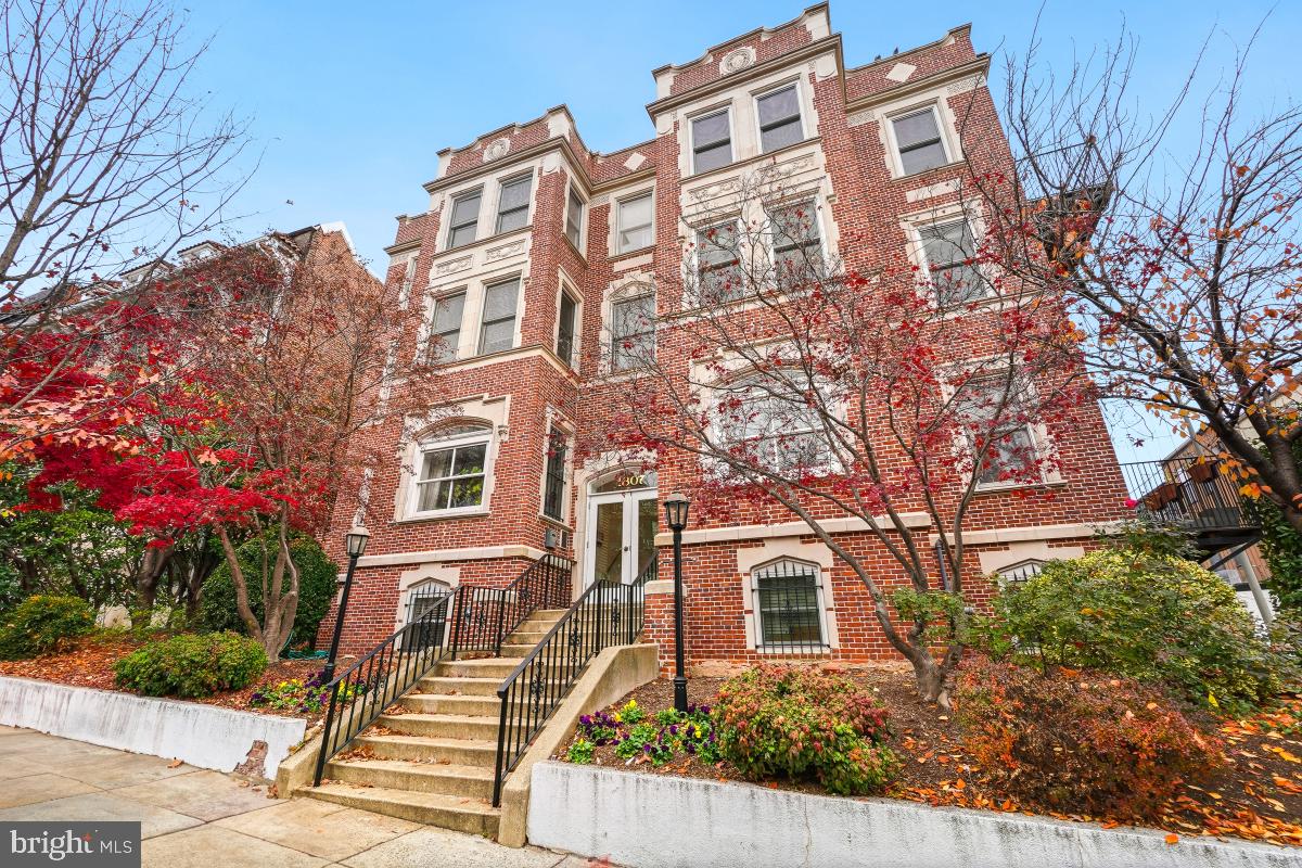 1807 CALIFORNIA ST NW #305, WASHINGTON, District Of Columbia 20009, 2 Bedrooms Bedrooms, ,1 BathroomBathrooms,Residential,For sale,1807 CALIFORNIA ST NW #305,DCDC2233038 MLS # DCDC2233038 1807 CALIFORNIA ST NW #305, WASHINGTON, District Of Columbia 20009, 2 Bedrooms Bedrooms, ,1 BathroomBathrooms,Residential,For sale,1807 CALIFORNIA ST NW #305,DCDC2233038 MLS # DCDC2233038