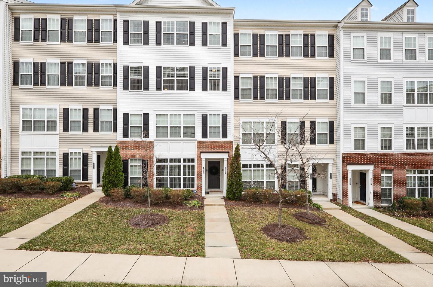 16884 PORTERS INN DR, DUMFRIES, Virginia 22026, 3 Bedrooms Bedrooms, ,2 BathroomsBathrooms,Residential,For sale,16884 PORTERS INN DR,VAPW2108352 MLS # VAPW2108352 16884 PORTERS INN DR, DUMFRIES, Virginia 22026, 3 Bedrooms Bedrooms, ,2 BathroomsBathrooms,Residential,For sale,16884 PORTERS INN DR,VAPW2108352 MLS # VAPW2108352