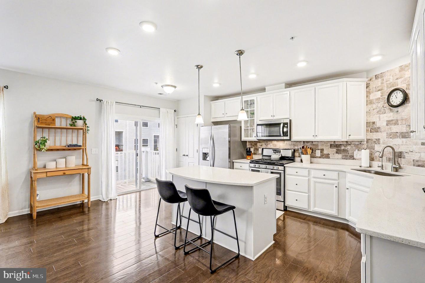 16884 PORTERS INN DR, DUMFRIES, Virginia 22026, 3 Bedrooms Bedrooms, ,2 BathroomsBathrooms,Residential,For sale,16884 PORTERS INN DR,VAPW2108352 MLS # VAPW2108352 16884 PORTERS INN DR, DUMFRIES, Virginia 22026, 3 Bedrooms Bedrooms, ,2 BathroomsBathrooms,Residential,For sale,16884 PORTERS INN DR,VAPW2108352 MLS # VAPW2108352