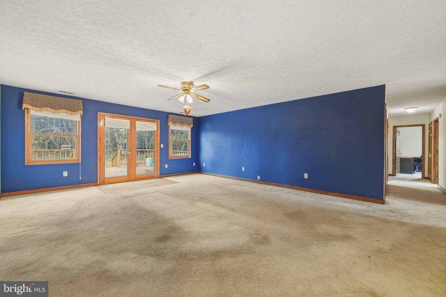 948 BATTLEFIELD BLUFF DR, NEW MARKET, Virginia 22844, 4 Bedrooms Bedrooms, ,2 BathroomsBathrooms,Residential,For sale,948 BATTLEFIELD BLUFF DR,VASH2013118 MLS # VASH2013118