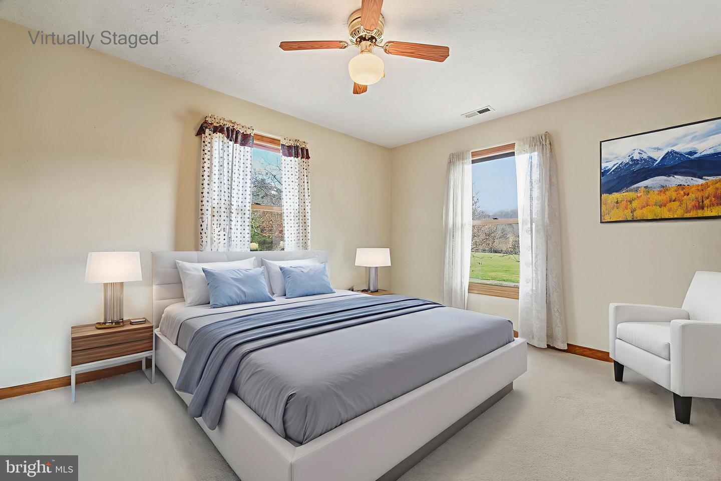 948 BATTLEFIELD BLUFF DR, NEW MARKET, Virginia 22844, 4 Bedrooms Bedrooms, ,2 BathroomsBathrooms,Residential,For sale,948 BATTLEFIELD BLUFF DR,VASH2013118 MLS # VASH2013118