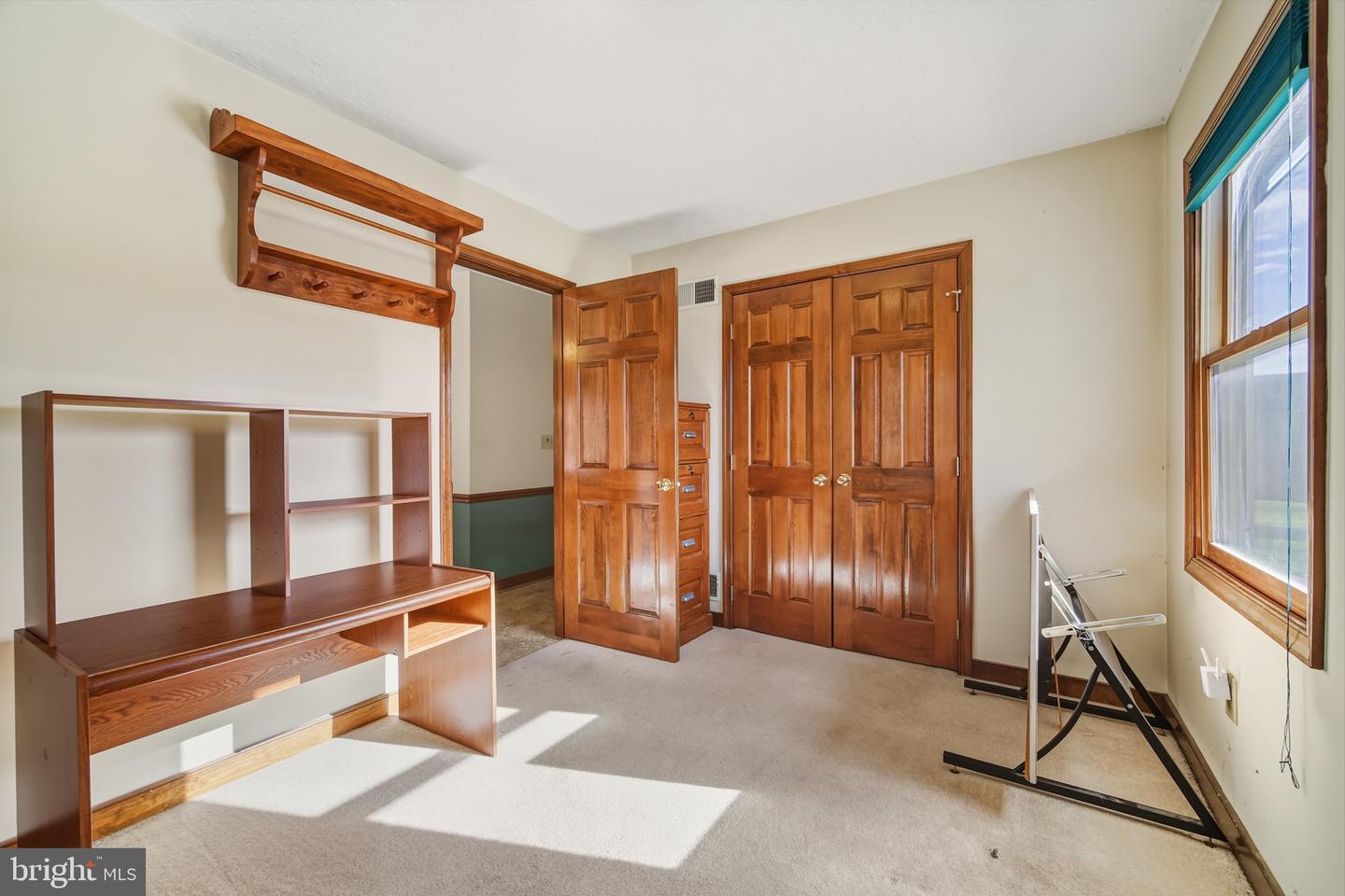 948 BATTLEFIELD BLUFF DR, NEW MARKET, Virginia 22844, 4 Bedrooms Bedrooms, ,2 BathroomsBathrooms,Residential,For sale,948 BATTLEFIELD BLUFF DR,VASH2013118 MLS # VASH2013118