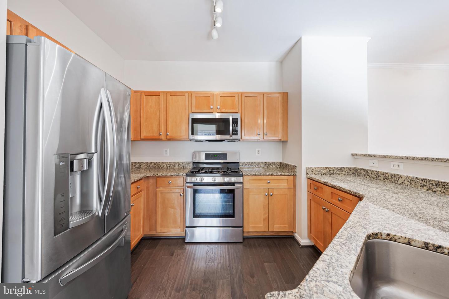 13329 CONNOR DR #B, MERRIFIELD, Virginia 22120, 3 Bedrooms Bedrooms, ,2 BathroomsBathrooms,Residential,For sale,13329 CONNOR DR #B,VAFX2280548 MLS # VAFX2280548 13329 CONNOR DR #B, MERRIFIELD, Virginia 22120, 3 Bedrooms Bedrooms, ,2 BathroomsBathrooms,Residential,For sale,13329 CONNOR DR #B,VAFX2280548 MLS # VAFX2280548