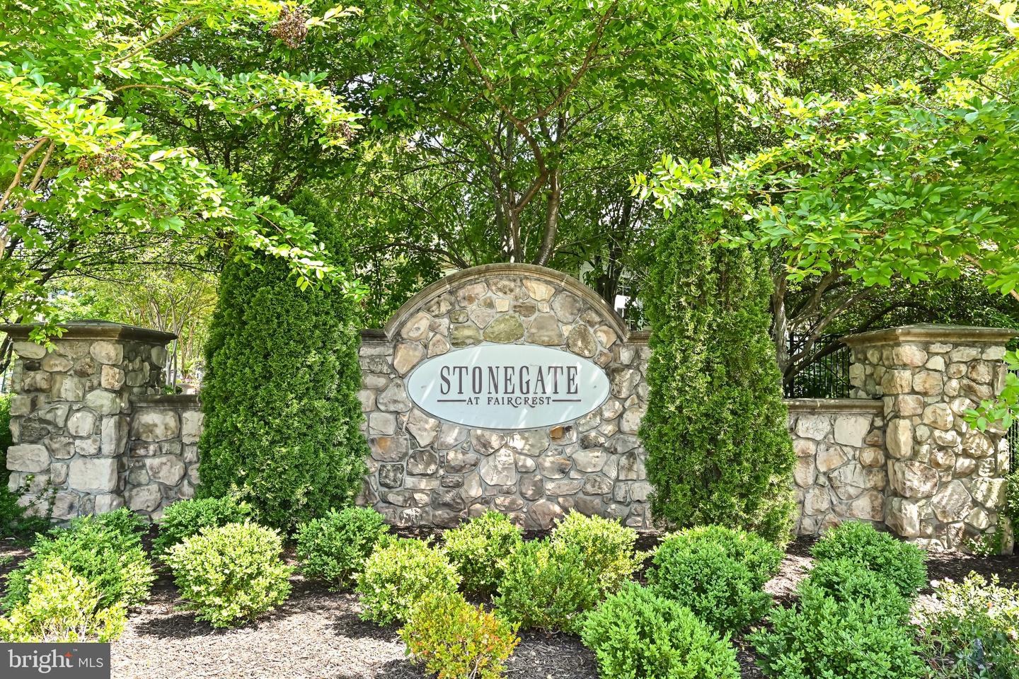 13329 CONNOR DR #B, MERRIFIELD, Virginia 22120, 3 Bedrooms Bedrooms, ,2 BathroomsBathrooms,Residential,For sale,13329 CONNOR DR #B,VAFX2280548 MLS # VAFX2280548 13329 CONNOR DR #B, MERRIFIELD, Virginia 22120, 3 Bedrooms Bedrooms, ,2 BathroomsBathrooms,Residential,For sale,13329 CONNOR DR #B,VAFX2280548 MLS # VAFX2280548