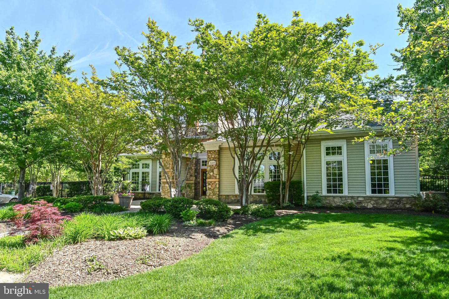 13329 CONNOR DR #B, MERRIFIELD, Virginia 22120, 3 Bedrooms Bedrooms, ,2 BathroomsBathrooms,Residential,For sale,13329 CONNOR DR #B,VAFX2280548 MLS # VAFX2280548 13329 CONNOR DR #B, MERRIFIELD, Virginia 22120, 3 Bedrooms Bedrooms, ,2 BathroomsBathrooms,Residential,For sale,13329 CONNOR DR #B,VAFX2280548 MLS # VAFX2280548