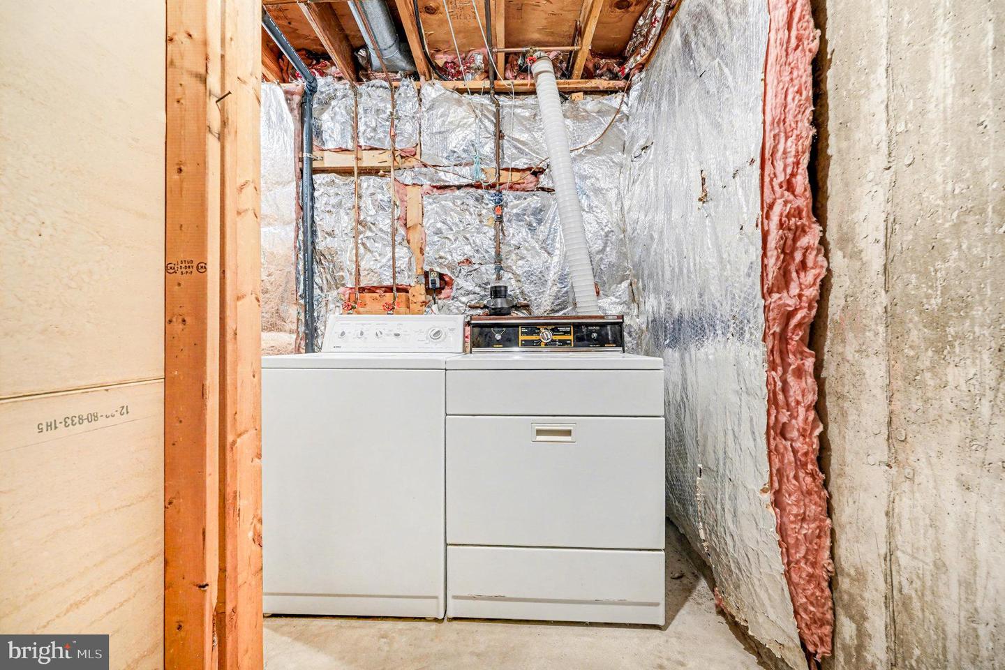 8278 CRESTMONT CIR, SPRINGFIELD, Virginia 22153, 2 Bedrooms Bedrooms, ,1 BathroomBathrooms,Residential,For sale,8278 CRESTMONT CIR,VAFX2280560 MLS # VAFX2280560