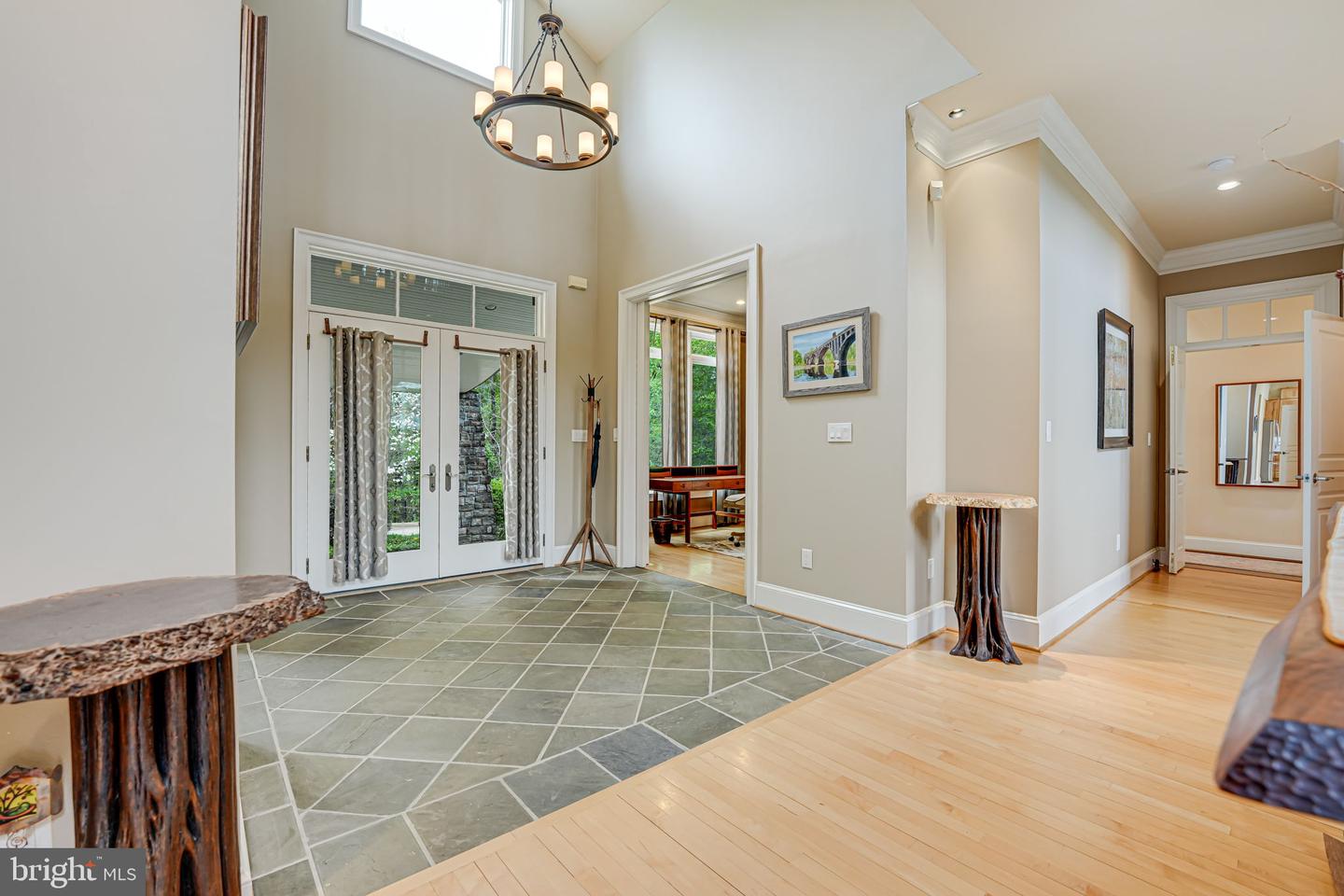 87 E RIVER BEND RD, FREDERICKSBURG, Virginia 22407, 4 Bedrooms Bedrooms, 5 Rooms Rooms,3 BathroomsBathrooms,Residential,For sale,87 E RIVER BEND RD,VASP2033798 MLS # VASP2033798