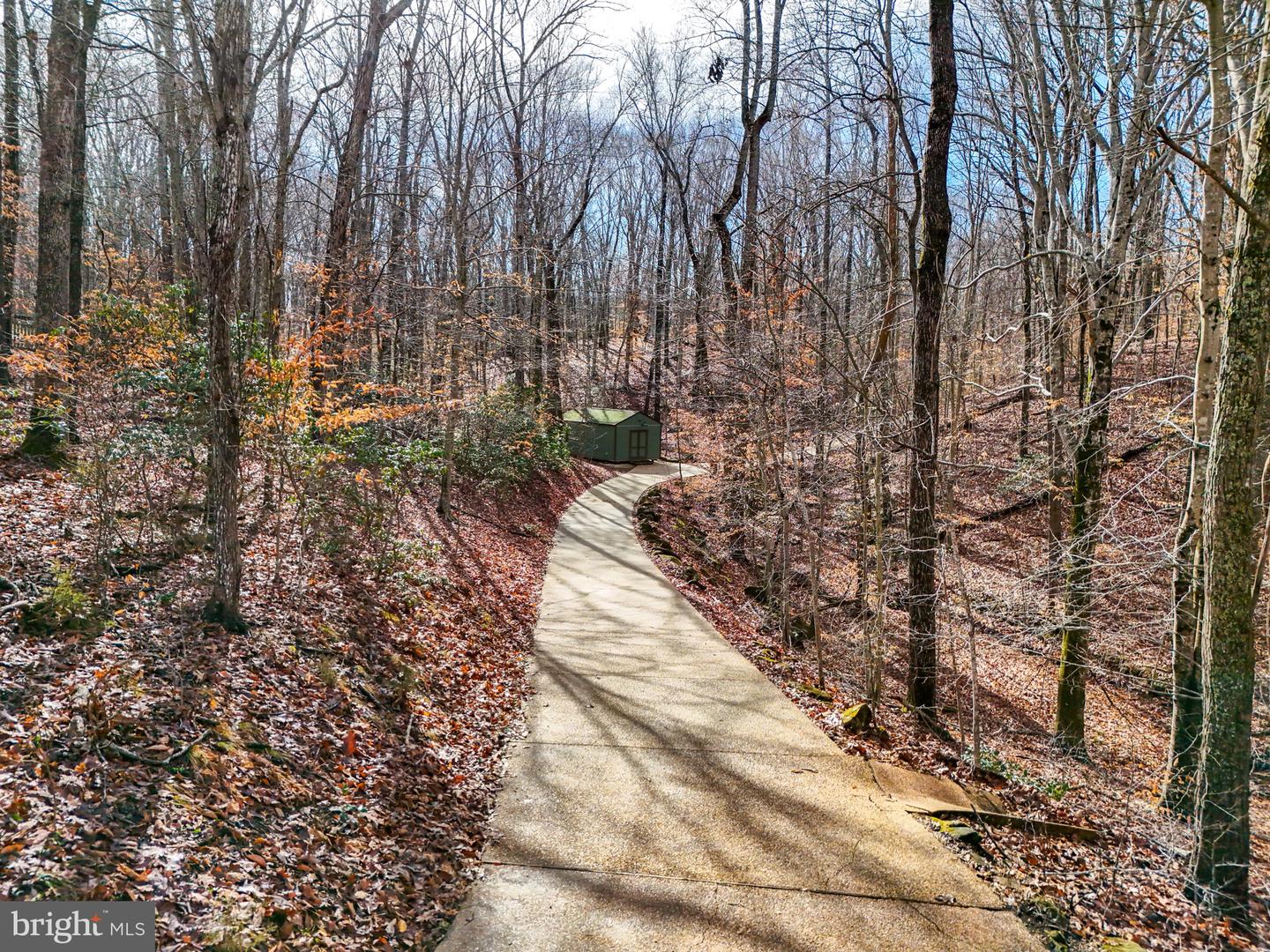 87 E RIVER BEND RD, FREDERICKSBURG, Virginia 22407, 4 Bedrooms Bedrooms, 5 Rooms Rooms,3 BathroomsBathrooms,Residential,For sale,87 E RIVER BEND RD,VASP2033798 MLS # VASP2033798