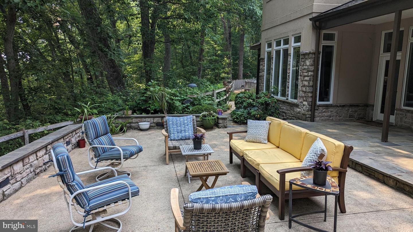 87 E RIVER BEND RD, FREDERICKSBURG, Virginia 22407, 4 Bedrooms Bedrooms, 5 Rooms Rooms,3 BathroomsBathrooms,Residential,For sale,87 E RIVER BEND RD,VASP2033798 MLS # VASP2033798