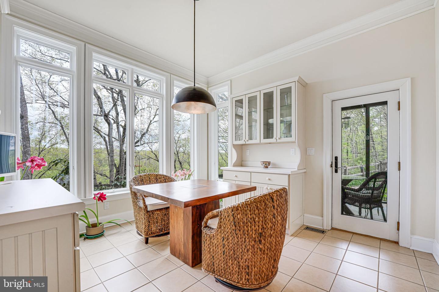 87 E RIVER BEND RD, FREDERICKSBURG, Virginia 22407, 4 Bedrooms Bedrooms, 5 Rooms Rooms,3 BathroomsBathrooms,Residential,For sale,87 E RIVER BEND RD,VASP2033798 MLS # VASP2033798