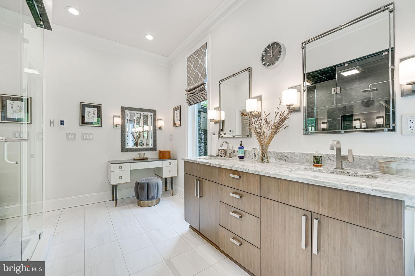 87 E RIVER BEND RD, FREDERICKSBURG, Virginia 22407, 4 Bedrooms Bedrooms, 5 Rooms Rooms,3 BathroomsBathrooms,Residential,For sale,87 E RIVER BEND RD,VASP2033798 MLS # VASP2033798