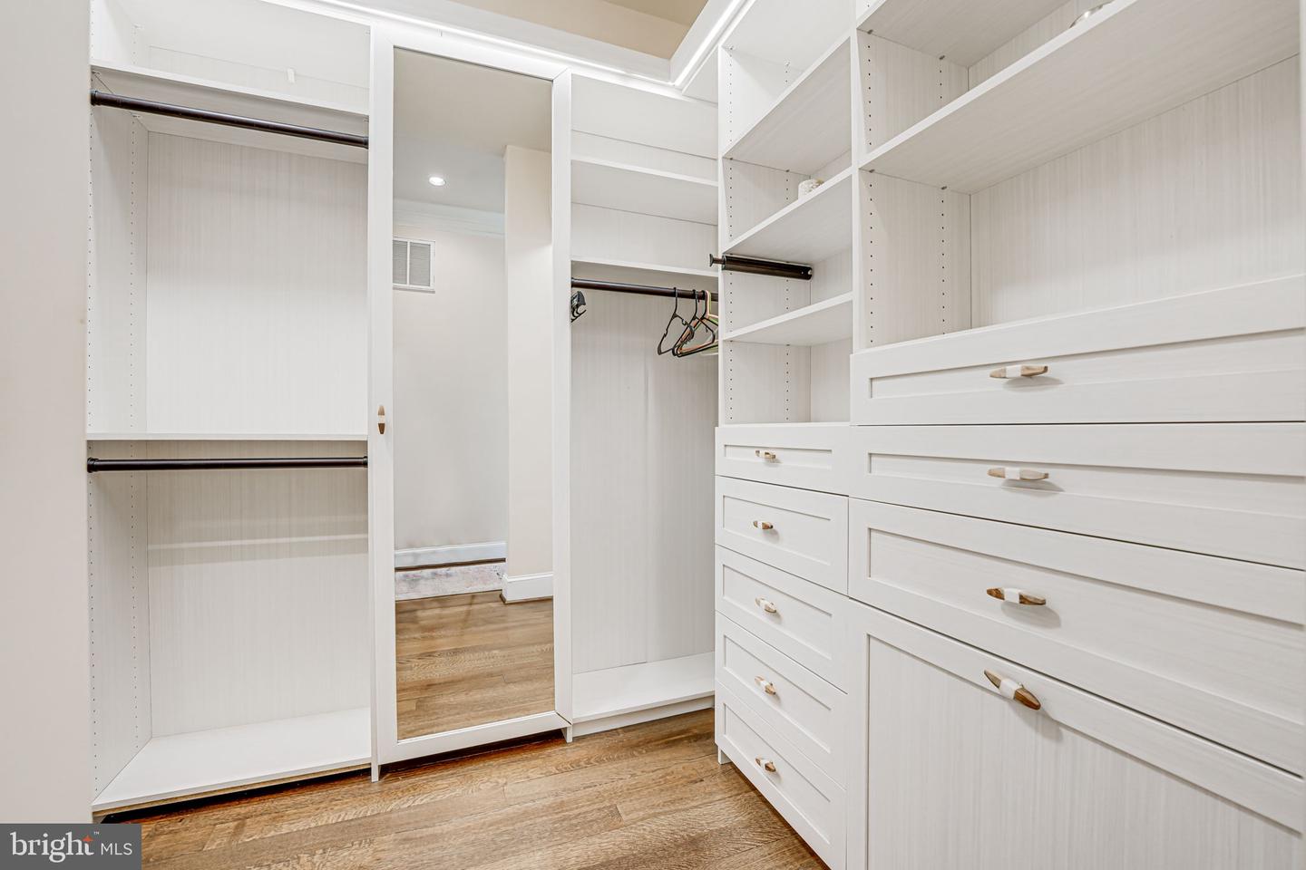 87 E RIVER BEND RD, FREDERICKSBURG, Virginia 22407, 4 Bedrooms Bedrooms, 5 Rooms Rooms,3 BathroomsBathrooms,Residential,For sale,87 E RIVER BEND RD,VASP2033798 MLS # VASP2033798