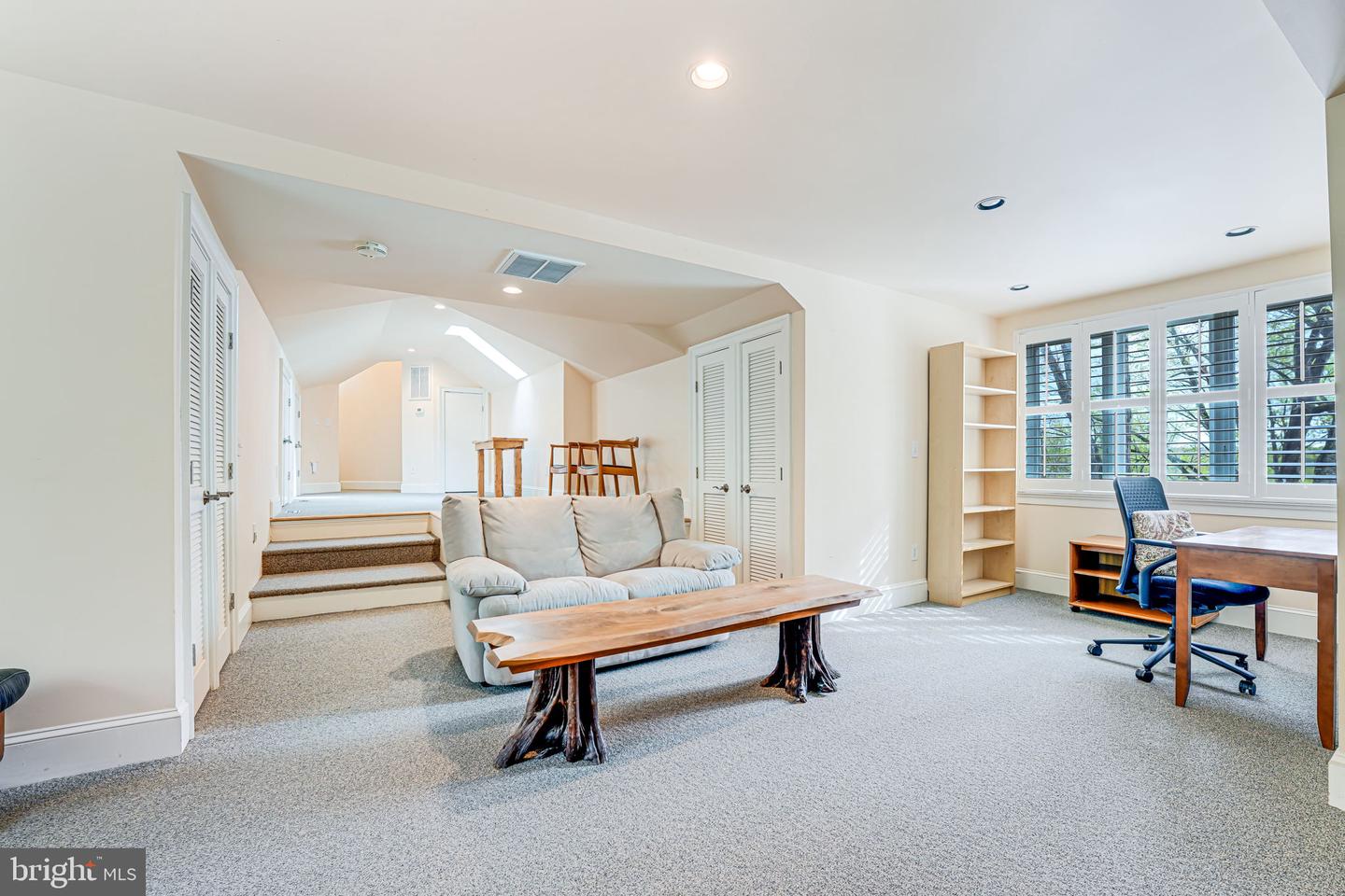 87 E RIVER BEND RD, FREDERICKSBURG, Virginia 22407, 4 Bedrooms Bedrooms, 5 Rooms Rooms,3 BathroomsBathrooms,Residential,For sale,87 E RIVER BEND RD,VASP2033798 MLS # VASP2033798