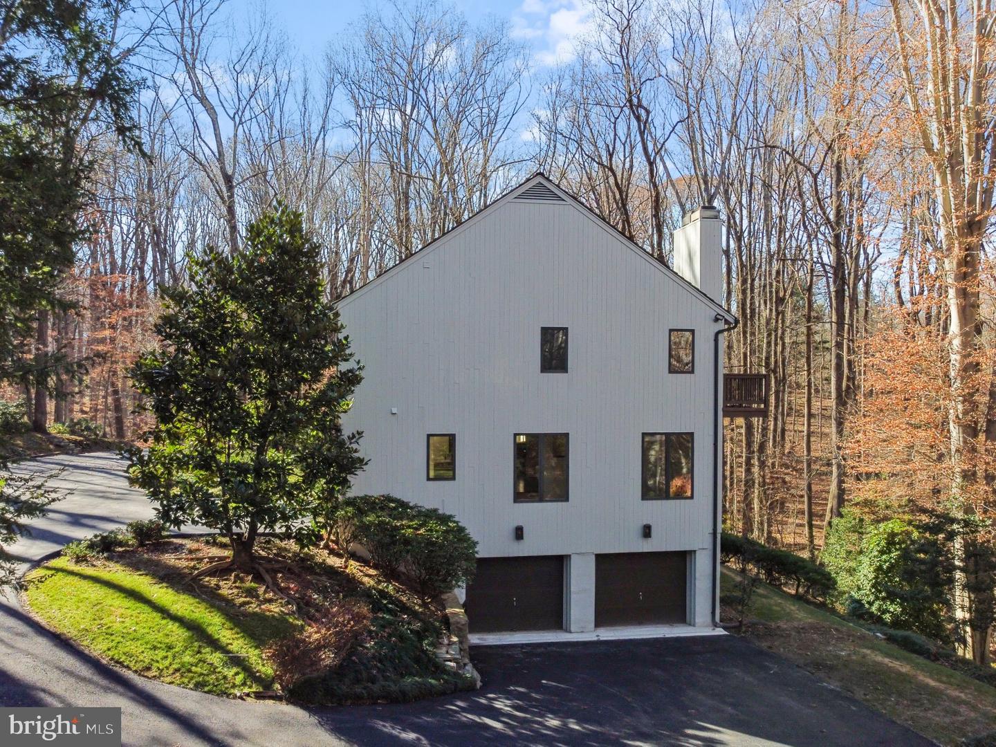 255 JEFFERY LN, GREAT FALLS, Virginia 22066, 4 Bedrooms Bedrooms, ,3 BathroomsBathrooms,Residential,For sale,255 JEFFERY LN,VAFX2256276 MLS # VAFX2256276