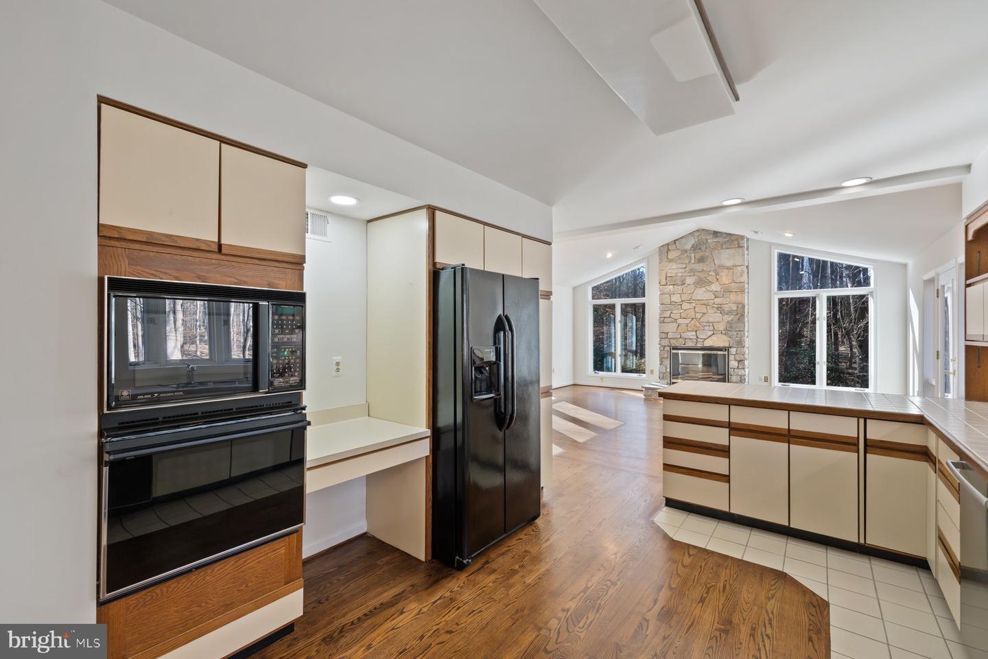 255 JEFFERY LN, GREAT FALLS, Virginia 22066, 4 Bedrooms Bedrooms, ,3 BathroomsBathrooms,Residential,For sale,255 JEFFERY LN,VAFX2256276 MLS # VAFX2256276