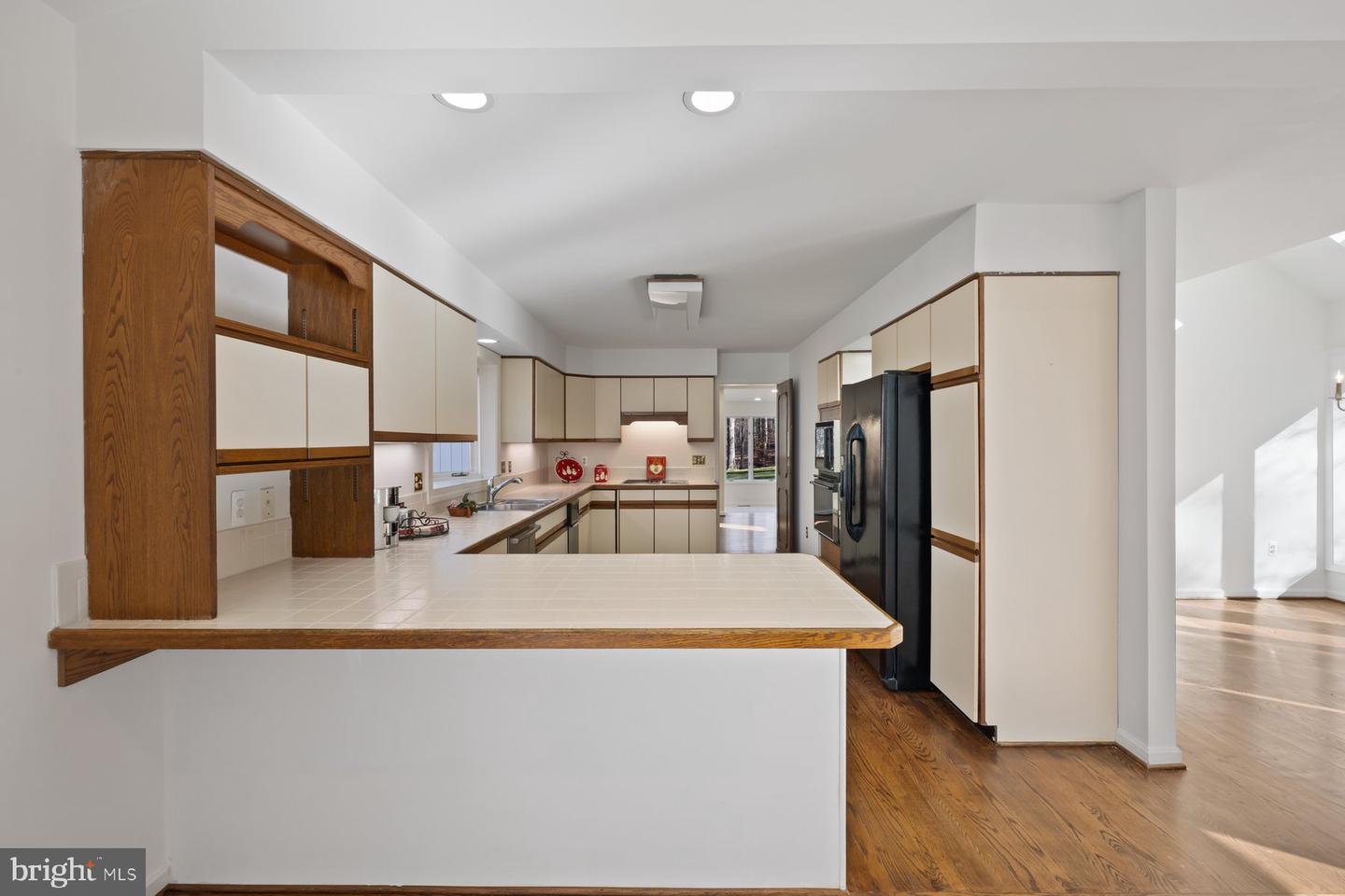 255 JEFFERY LN, GREAT FALLS, Virginia 22066, 4 Bedrooms Bedrooms, ,3 BathroomsBathrooms,Residential,For sale,255 JEFFERY LN,VAFX2256276 MLS # VAFX2256276