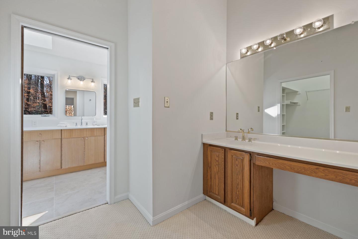 255 JEFFERY LN, GREAT FALLS, Virginia 22066, 4 Bedrooms Bedrooms, ,3 BathroomsBathrooms,Residential,For sale,255 JEFFERY LN,VAFX2256276 MLS # VAFX2256276