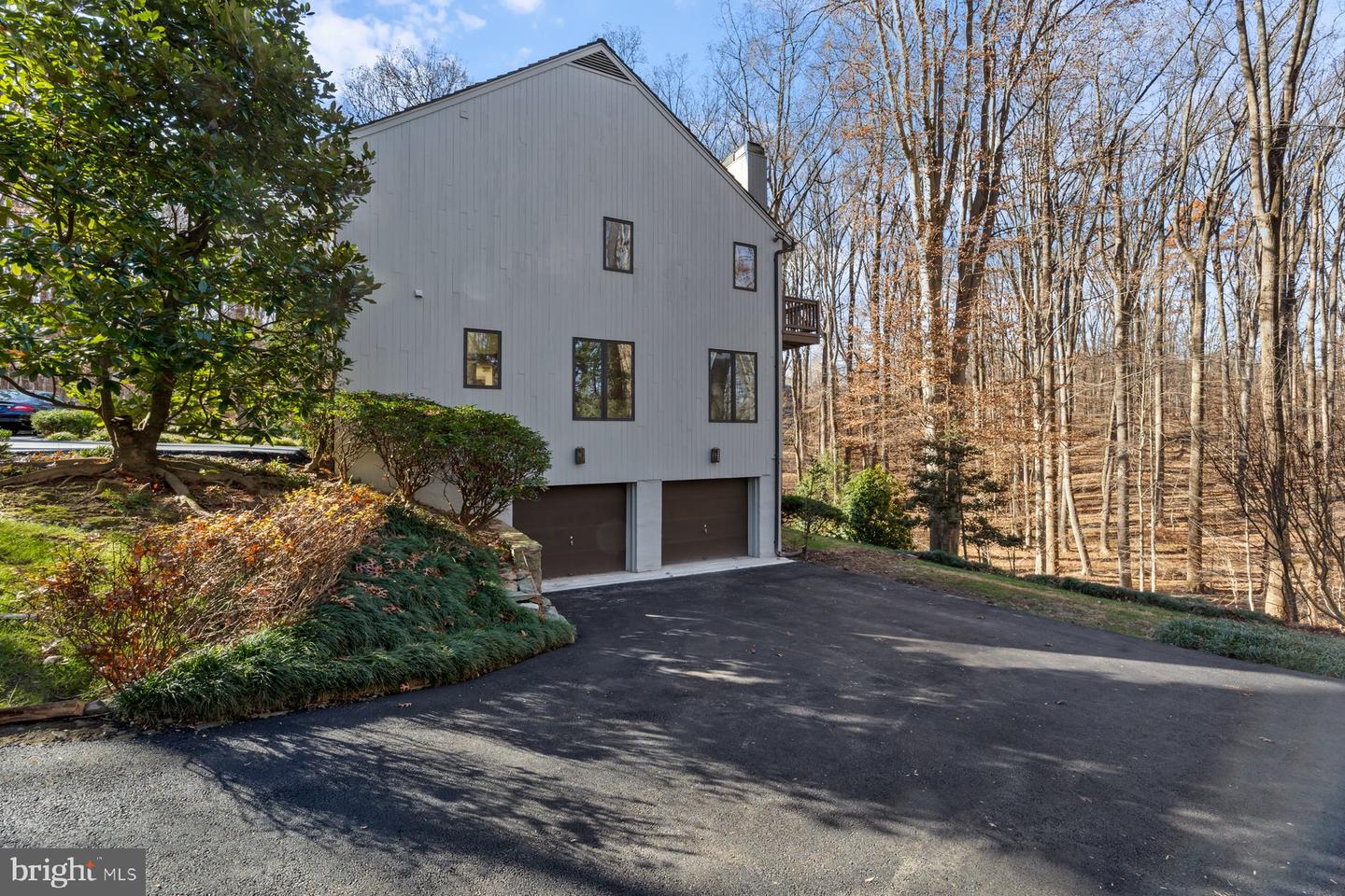 255 JEFFERY LN, GREAT FALLS, Virginia 22066, 4 Bedrooms Bedrooms, ,3 BathroomsBathrooms,Residential,For sale,255 JEFFERY LN,VAFX2256276 MLS # VAFX2256276